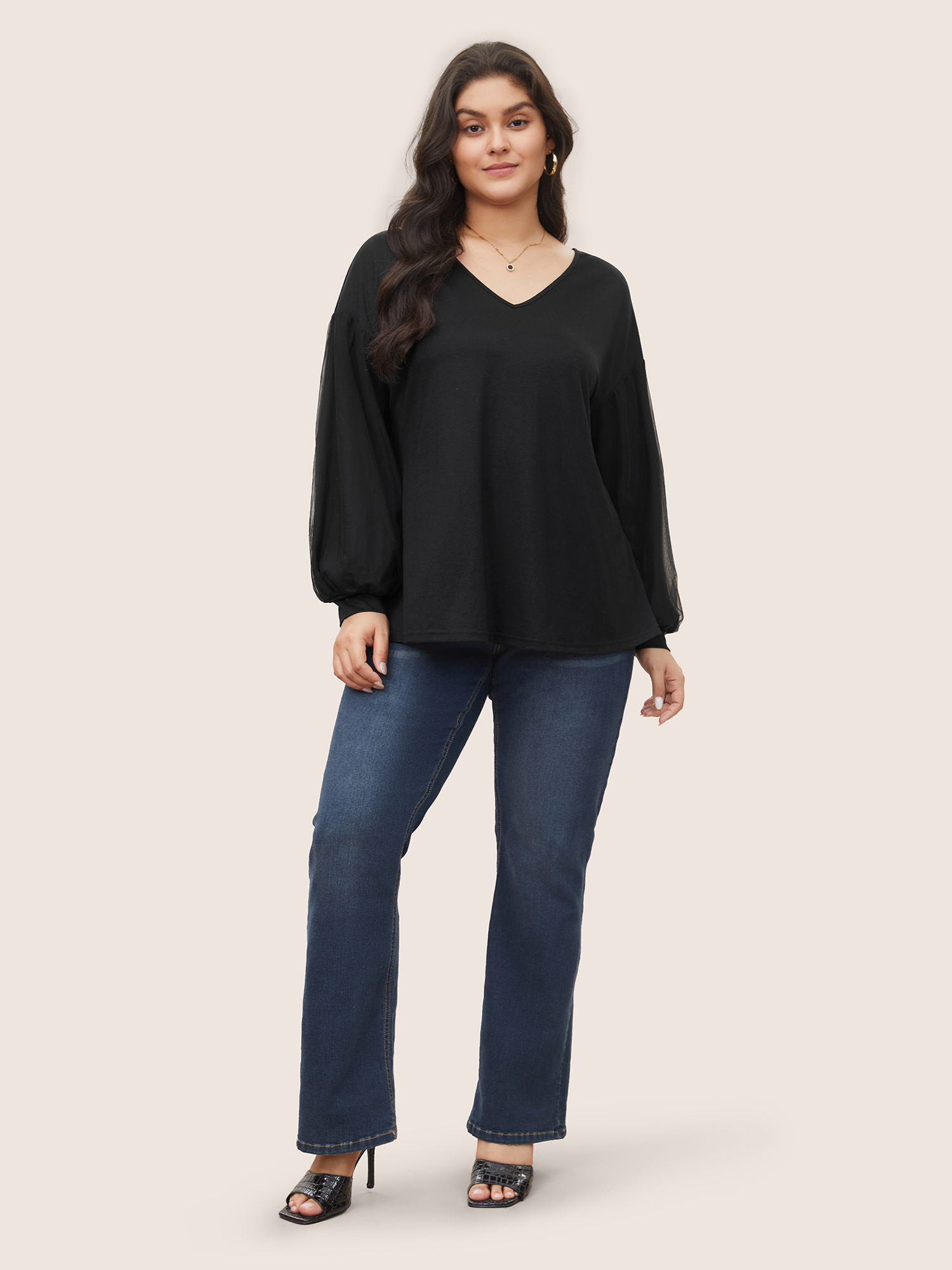 Plus Size Women Everyday Plain Plain Lantern Sleeve Long Sleeve V-neck Elegant T-shirts BloomChic 