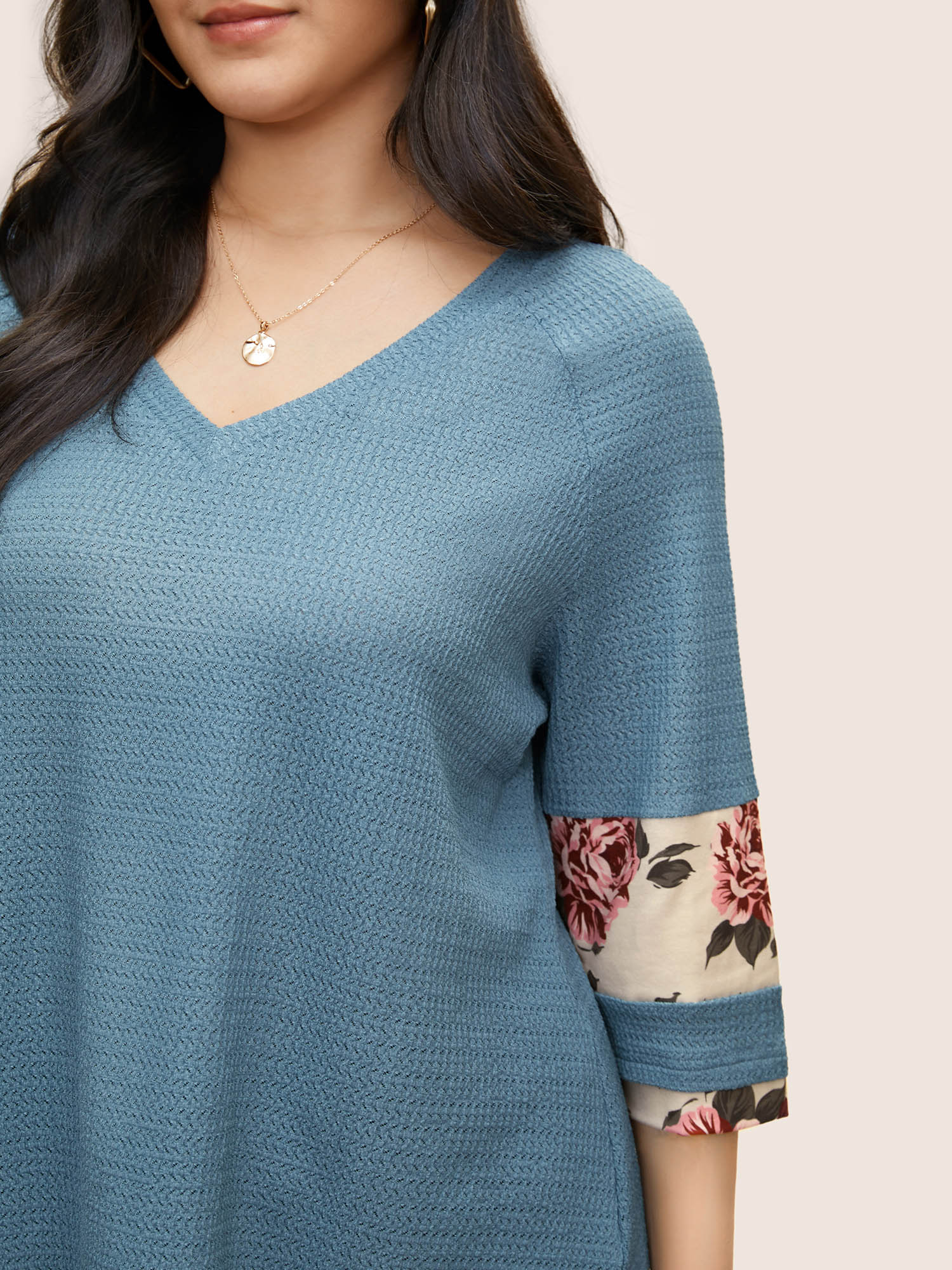 Plus Size Textured Patchwork Floral Raglan Sleeve T-shirt Stone Women Resort Texture Floral V-neck Vacation T-shirts BloomChic 18-20/2X 
