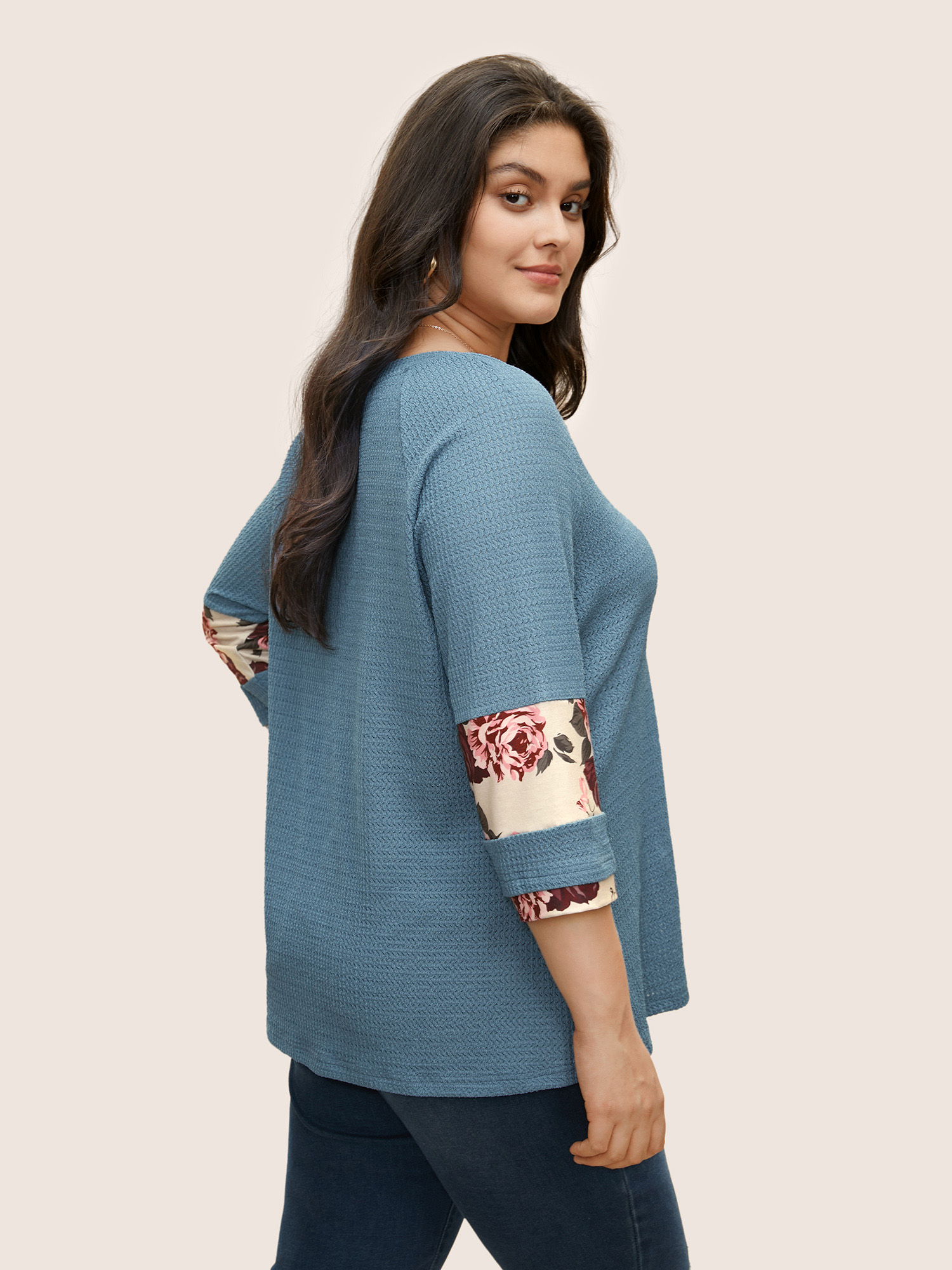 Plus Size Textured Patchwork Floral Raglan Sleeve T-shirt Stone Women Resort Texture Floral V-neck Vacation T-shirts BloomChic 18-20/2X 
