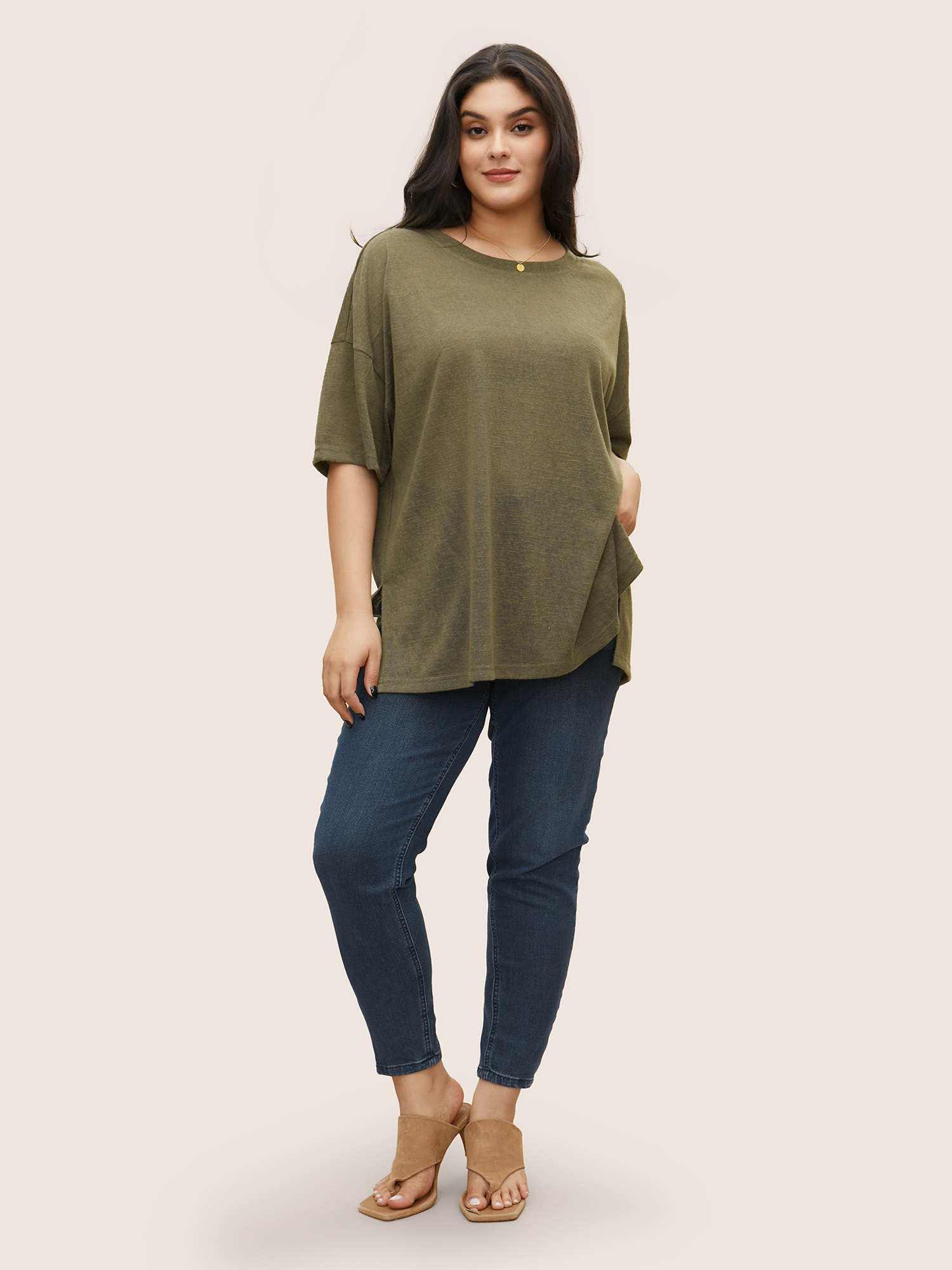 Plus Size Solid Drop Shoulder Split Hem T-shirt ArmyGreen Women Casual Non Plain Round Neck Everyday T-shirts BloomChic 30/6X 