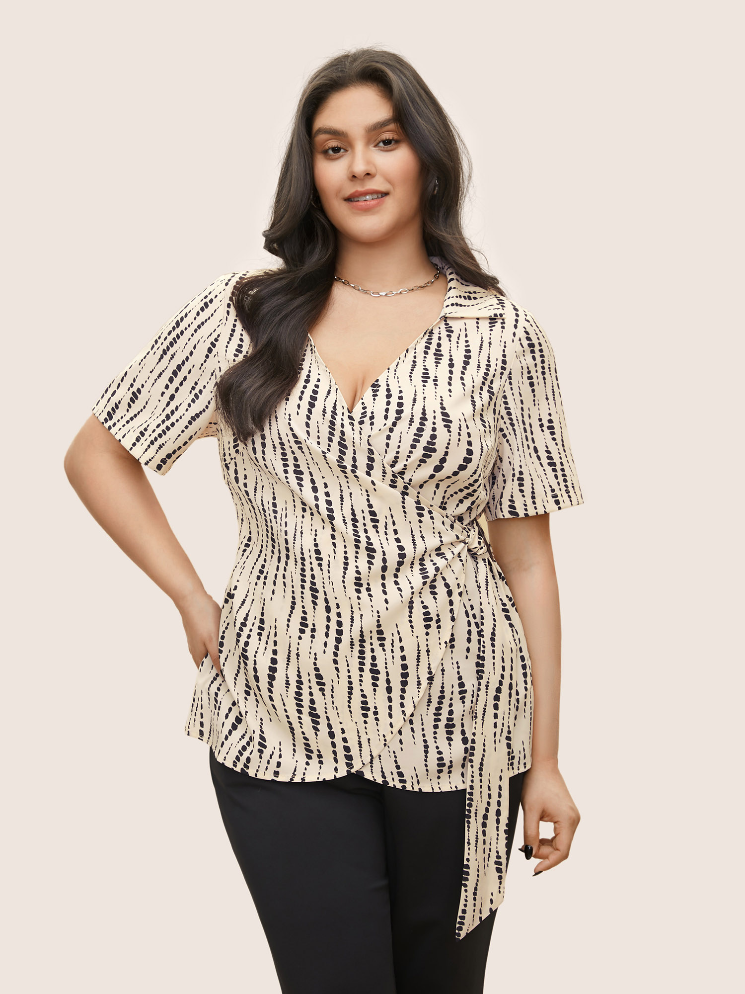 

Plus Size Apricot Geometric Overlap Collar Buckle Detail Blouse Women At the Office Short sleeve Overlap Collar Work Blouses BloomChic