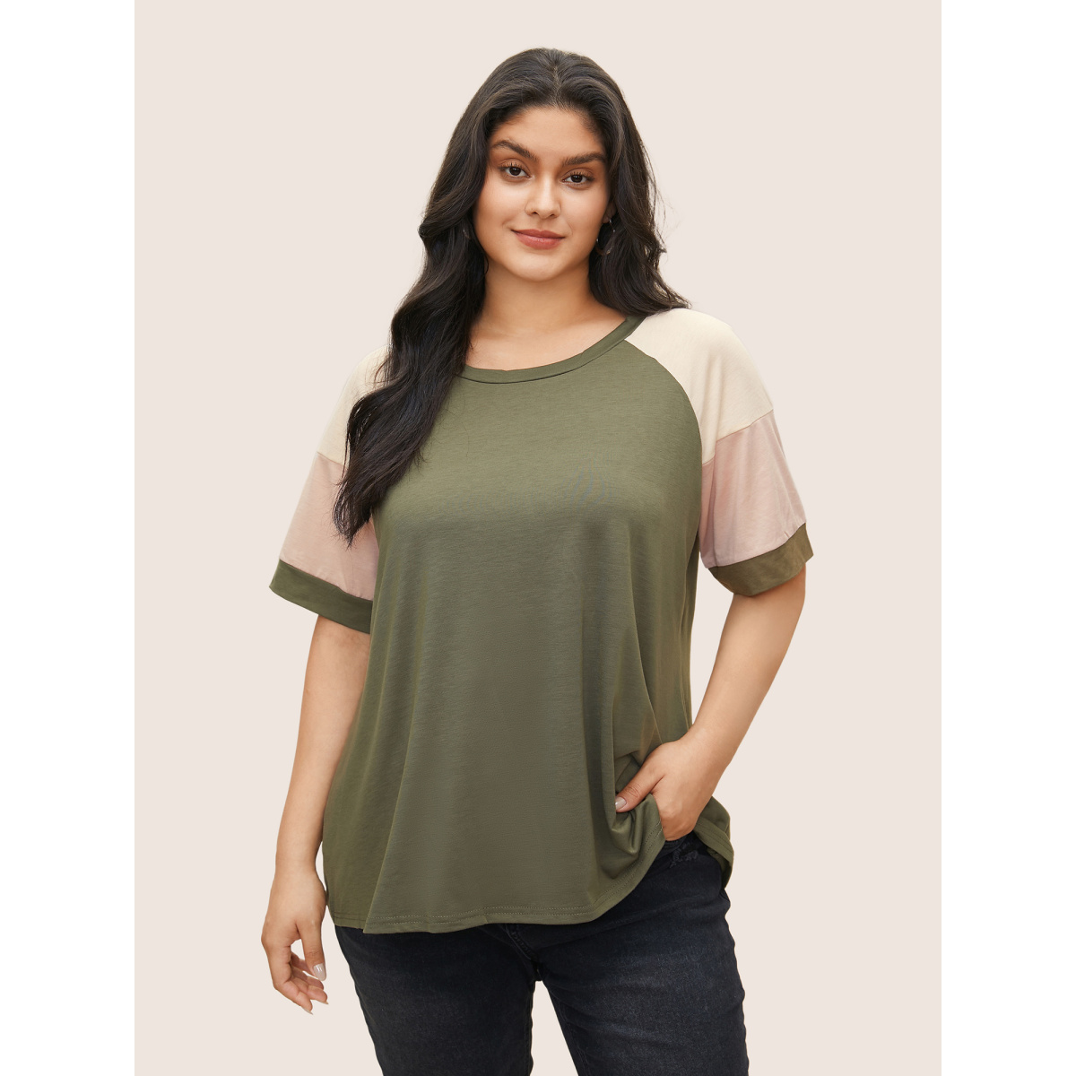 

Plus Size Colorblock Contrast Crew Neck Raglan Sleeve T-shirt ArmyGreen Women Casual Contrast Colorblock Round Neck Everyday T-shirts BloomChic