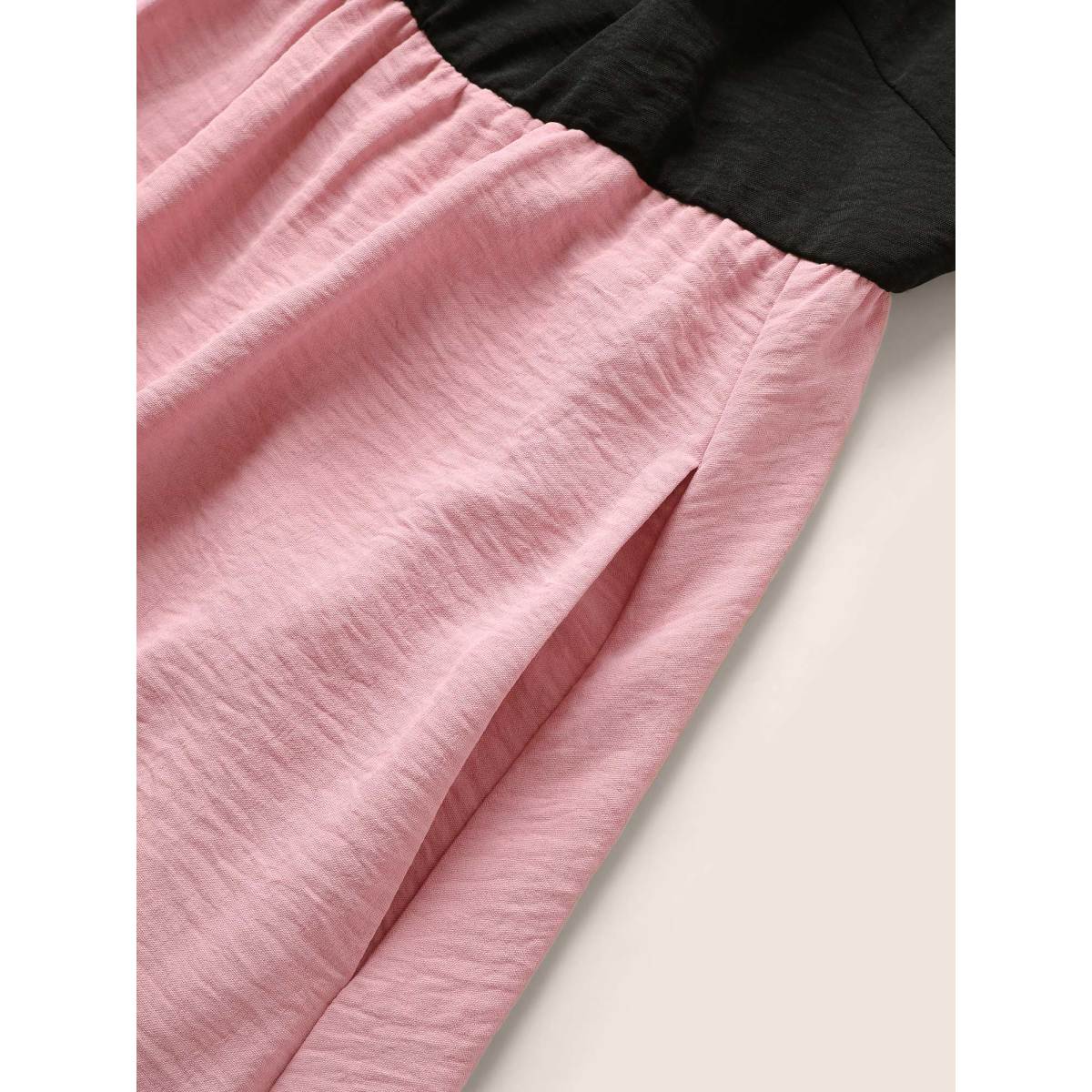 

Plus Size Colorblock Contrast Patchwork Gathered Raglan Sleeve Dress Black Women Non Curvy Midi Dress BloomChic