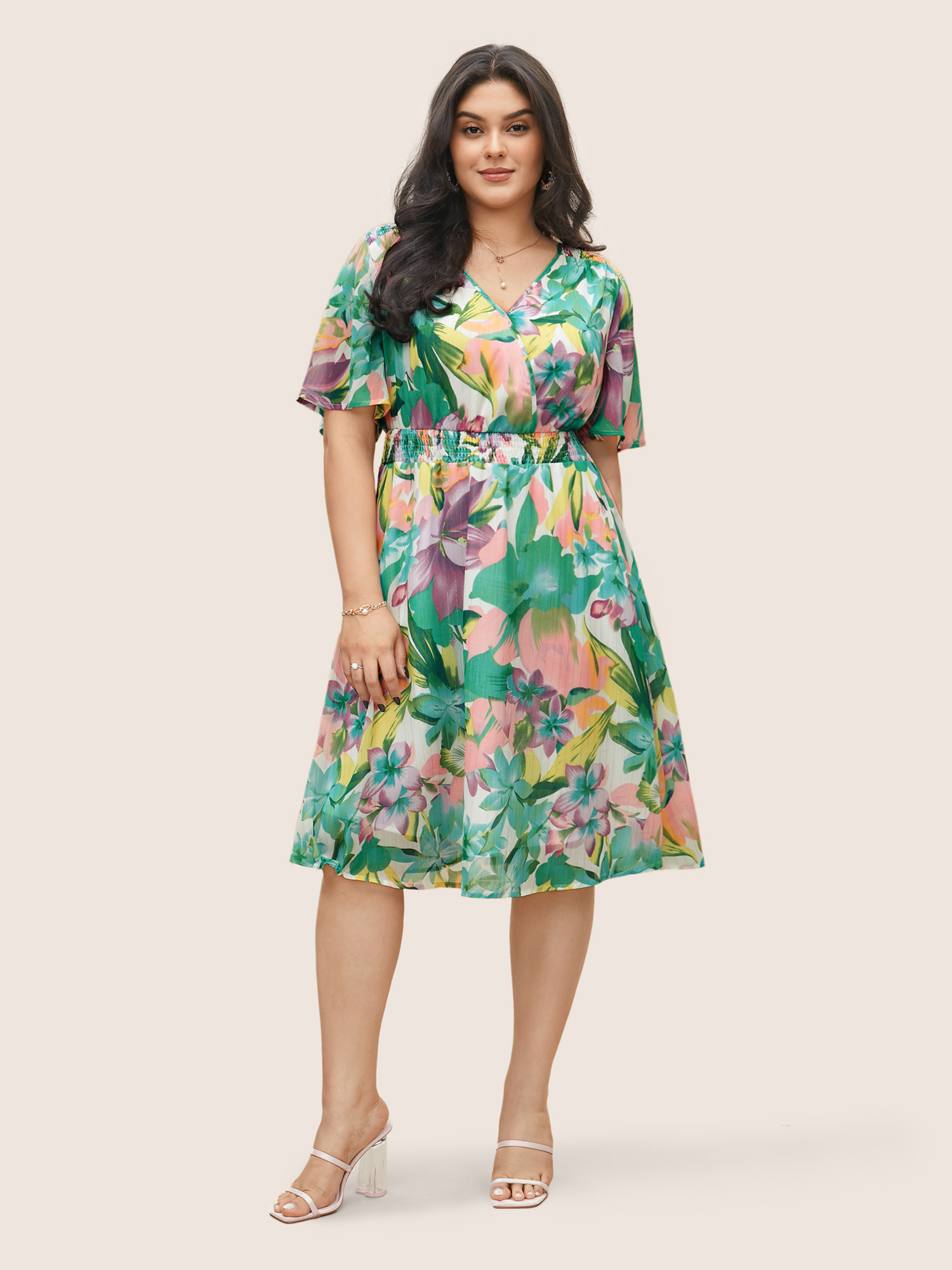 

Plus Size Floral Print Overlap Collar Pocket Shirred Dress Green Women Elegant Non Overlap Collar Short sleeve Curvy Midi Dress BloomChic