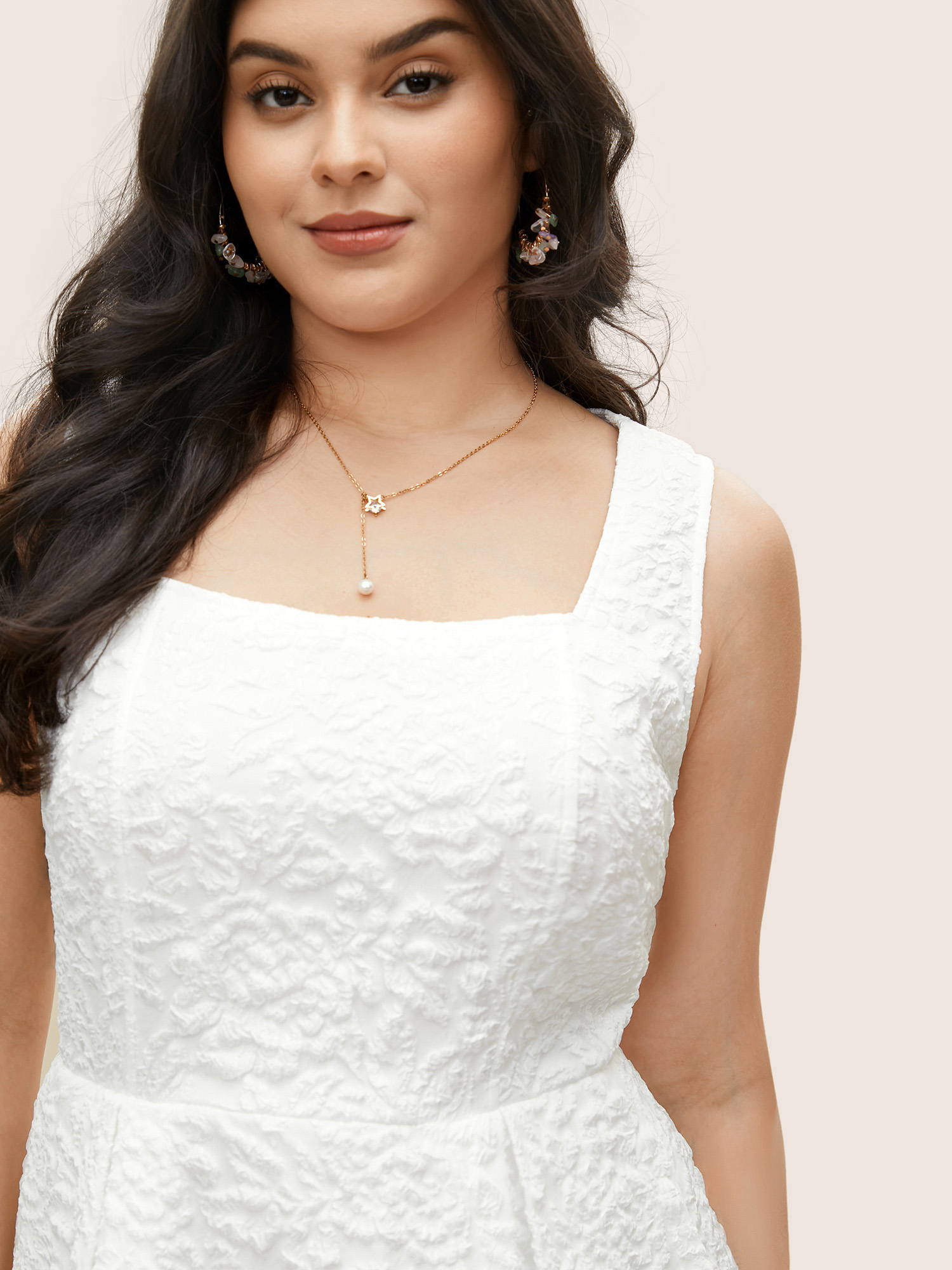 Plus Size Textured Solid Pocket Square Neck Tank Dress White Women Elegant Texture Square Neck Sleeveless Curvy Midi Dress BloomChic 22-24/3X 