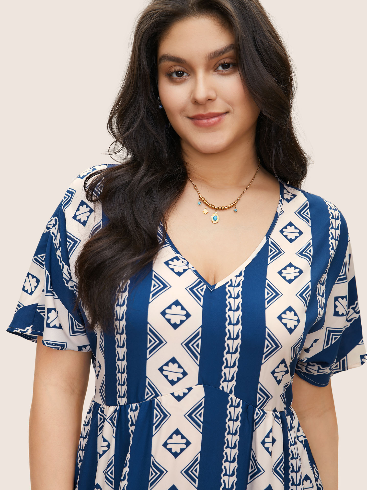 Plus Size Bandana Print Patchwork Elastic Waist Dress DarkBlue Women Resort Non V-neck Short sleeve Curvy Midi Dress BloomChic 26/4X 