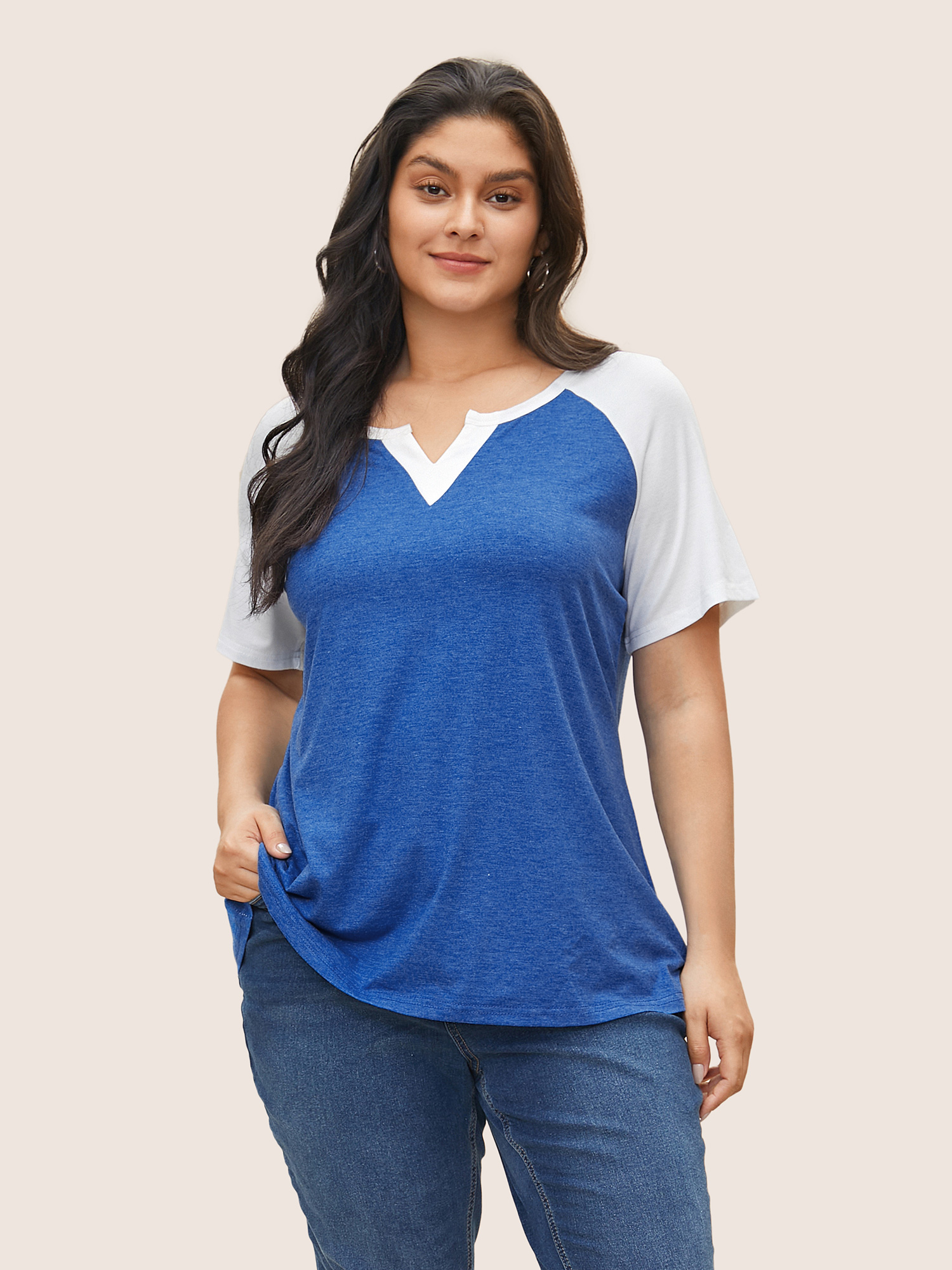 

Plus Size Colorblock Contrast Notched Raglan Sleeve T-shirt Aegean Women Casual Plain Notched collar Everyday T-shirts BloomChic