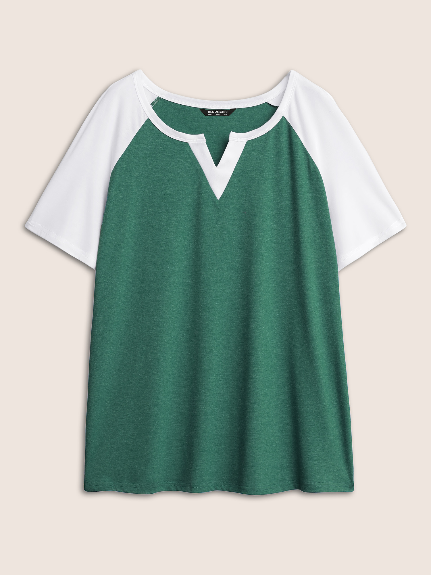 

Plus Size Colorblock Contrast Notched Raglan Sleeve T-shirt DarkGreen Women Casual Plain Notched collar Everyday T-shirts BloomChic