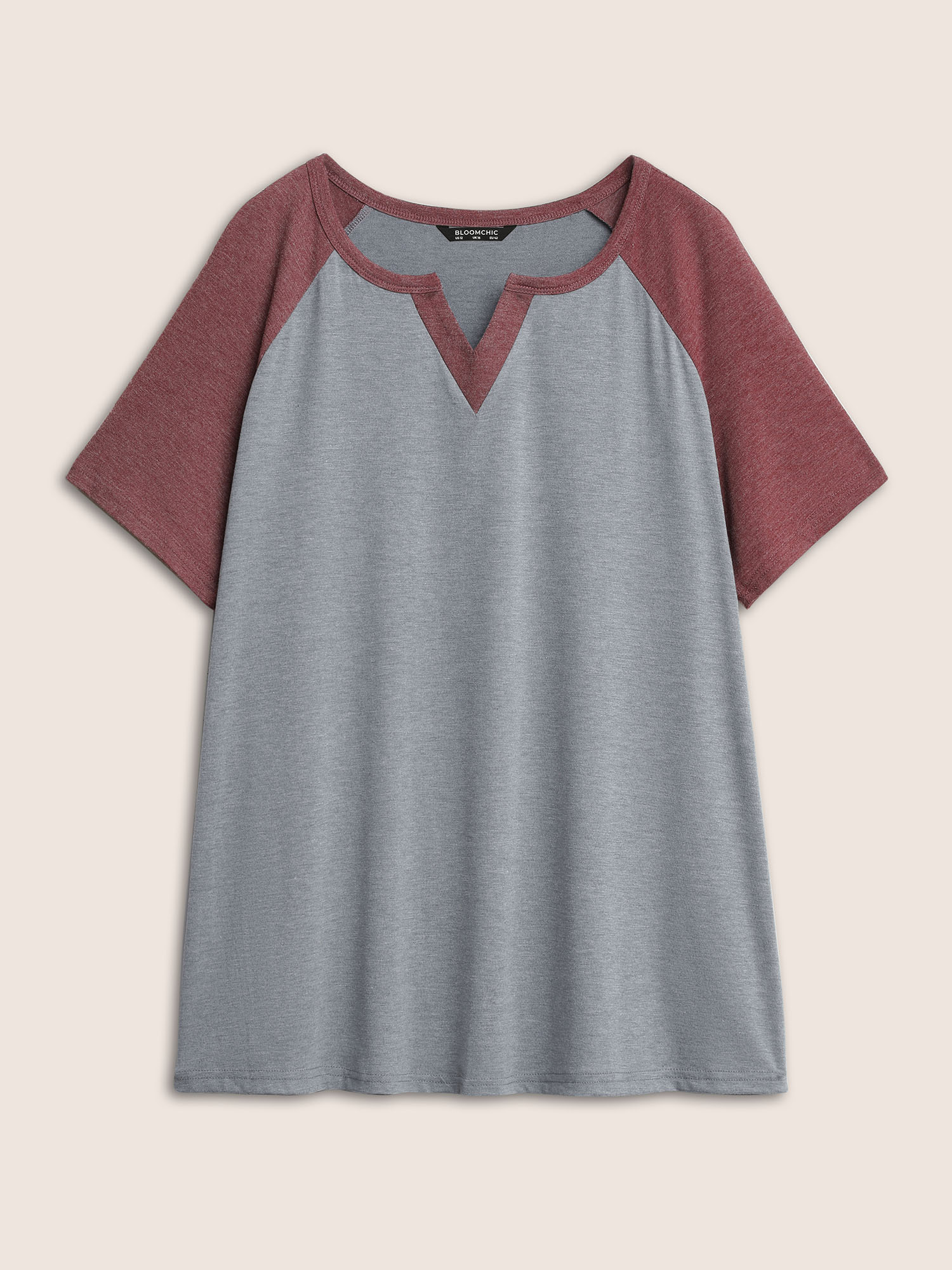 

Plus Size Colorblock Contrast Notched Raglan Sleeve T-shirt Gray Women Casual Plain Everyday T-shirts BloomChic