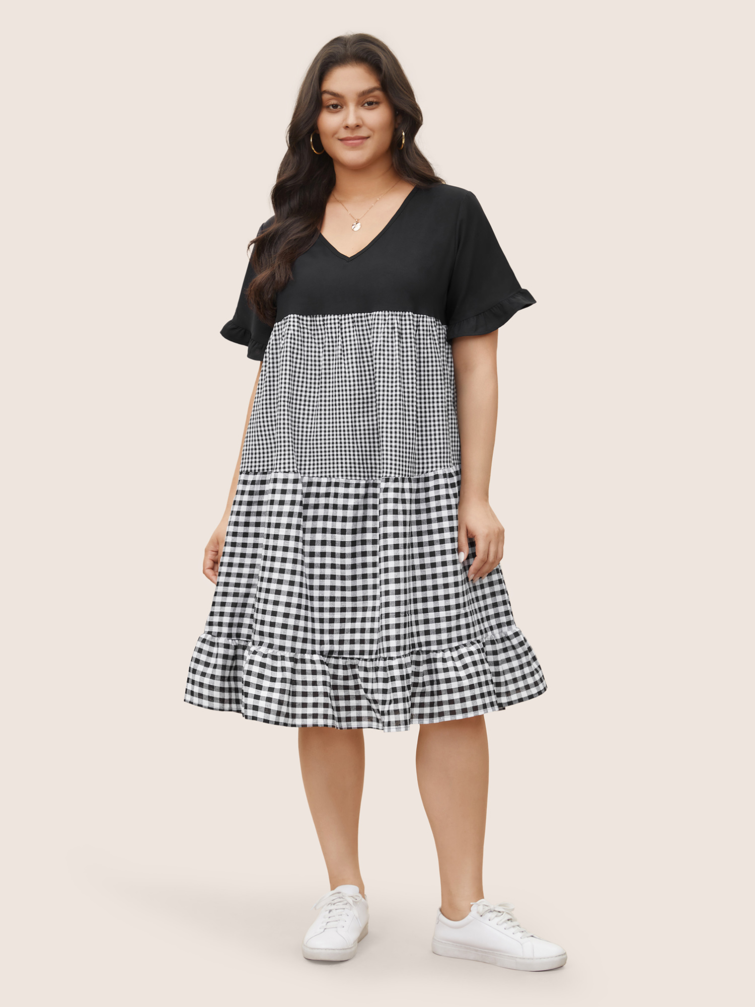 

Plus Size Gingham Patchwork V Neck Pocket Ruffles Dress Black Women Casual Non V-neck Half Sleeve Curvy Knee Dress BloomChic