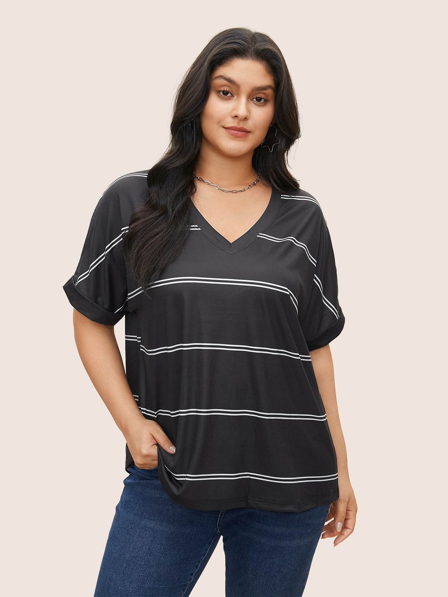 

Plus Size Striped Contrast Dolman Sleeve T-shirt Black Women Casual Striped V-neck Everyday T-shirts BloomChic