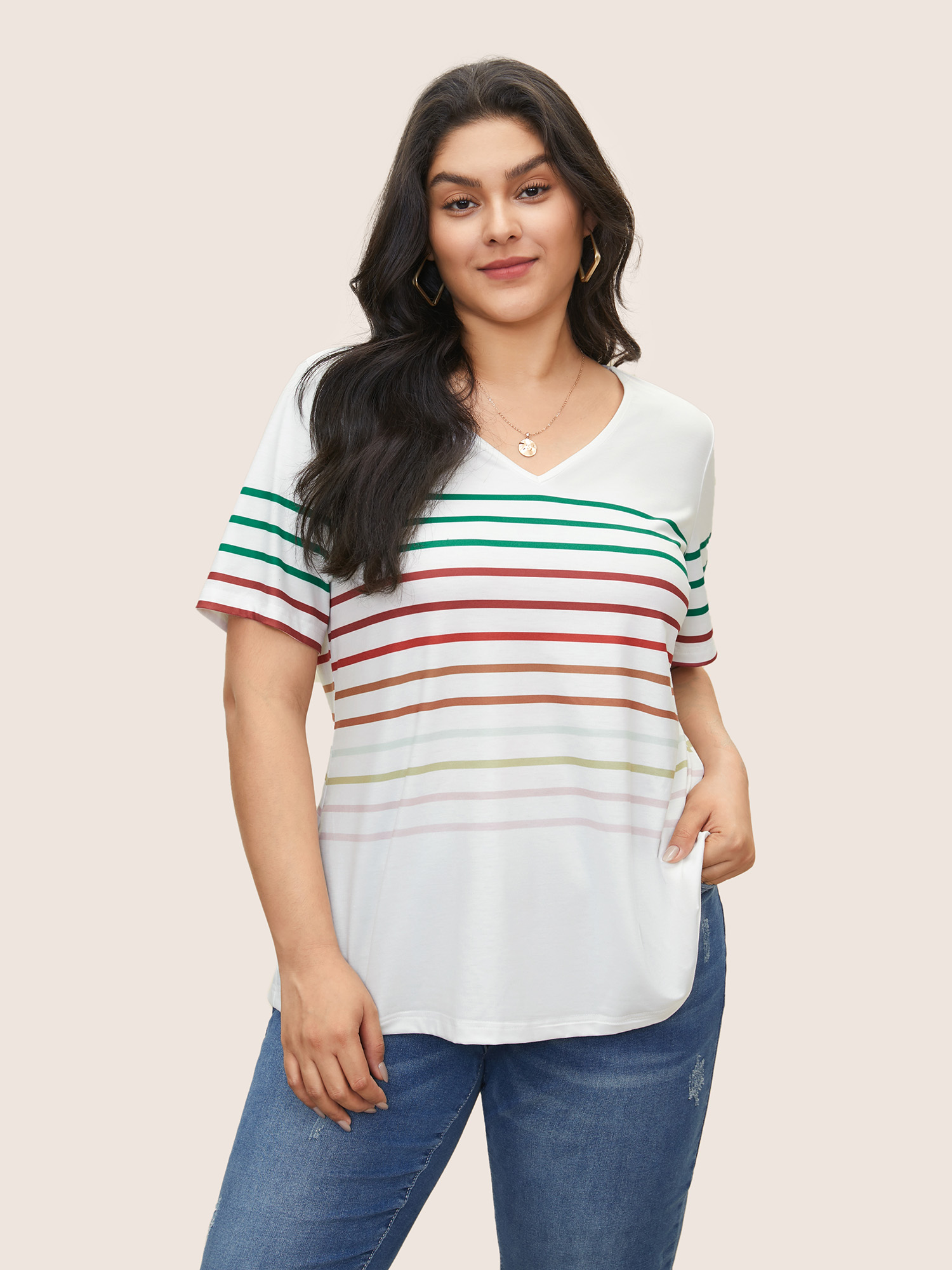 

Plus Size Contrast Striped V Neck T-shirt White Women Casual Contrast Striped V-neck Everyday T-shirts BloomChic