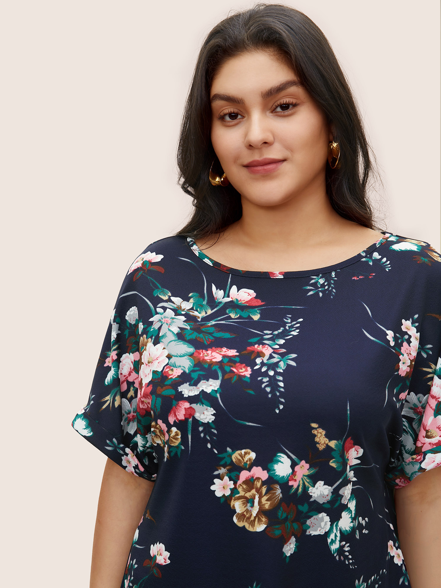 

Plus Size Floral Print Crew Neck Cuffed Sleeve T-shirt Midnight Women Casual Non Floral Round Neck Everyday T-shirts BloomChic