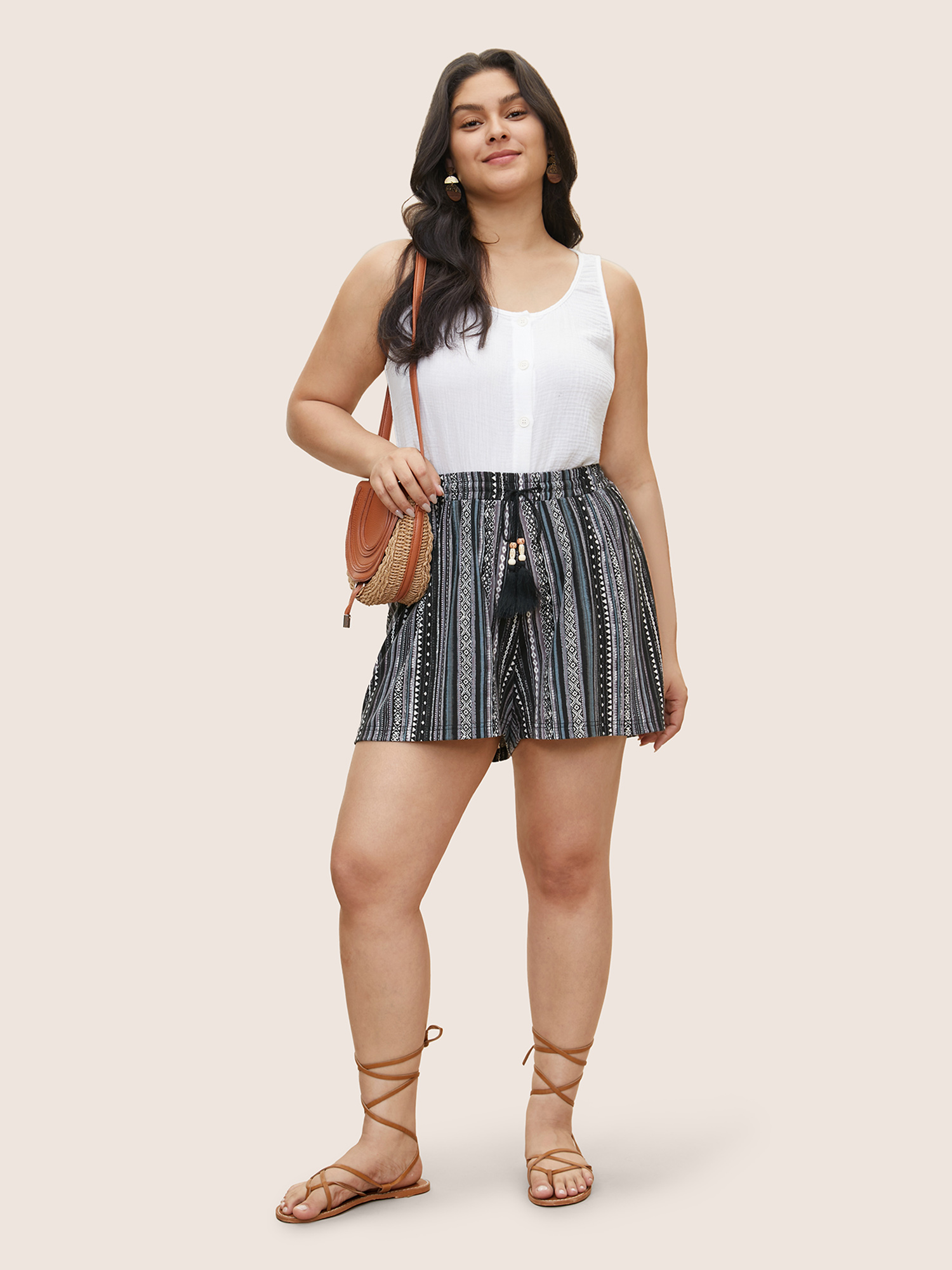 Plus Size Bandana Elastic Waist Drawstring Tassel Trim Shorts Women Black Resort Non Vacation Shorts BloomChic 18-20/2X 