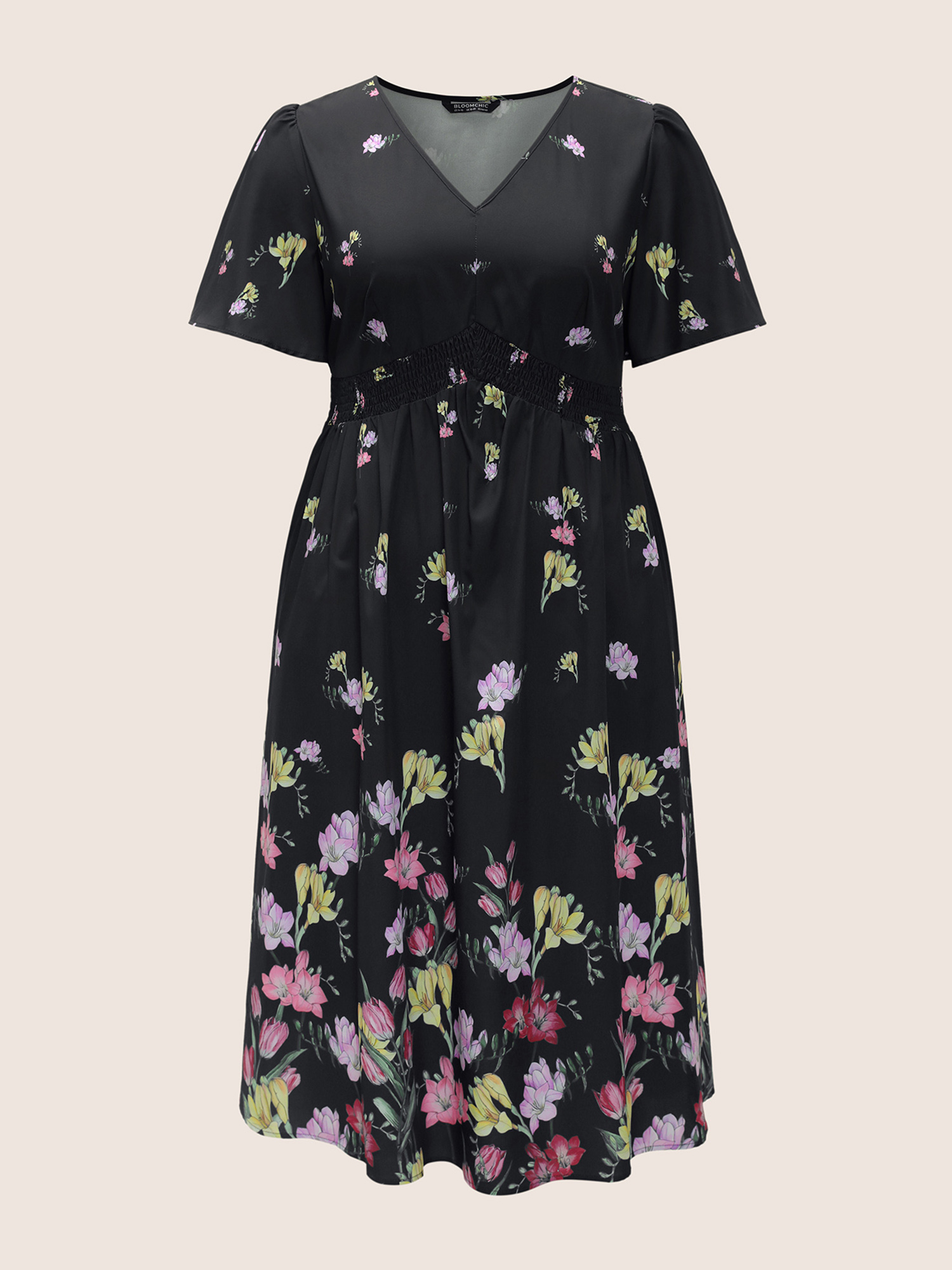Plus Size Floral Print Shirred Pocket Ruffle Sleeve Dress Black Women Non Curvy Midi Dress BloomChic 30/6X 