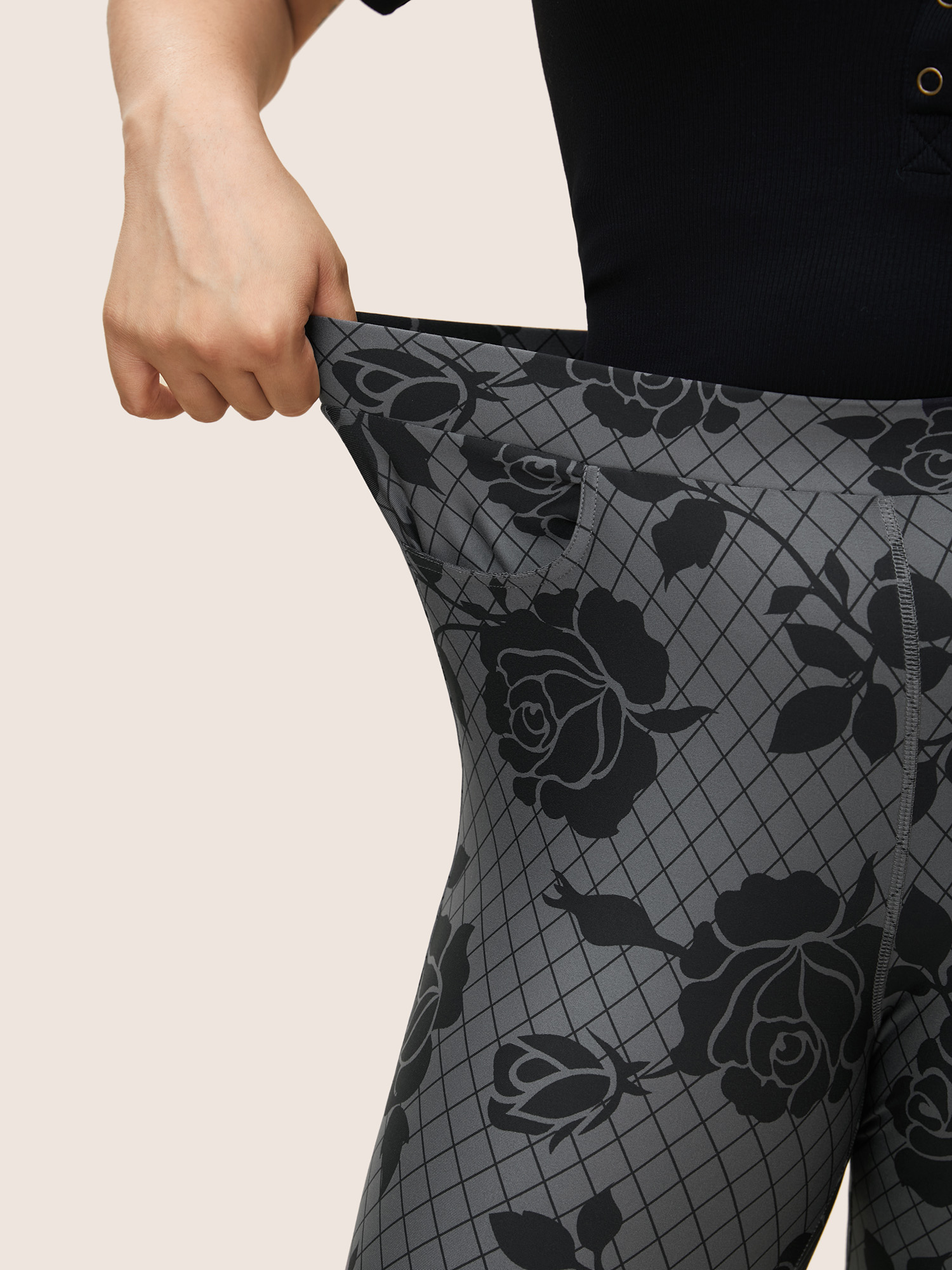 Plus Size Skinny Rose Print High Rise Leggings Women DimGray At the Office High stretch Skinny High Rise Work Leggings BloomChic 18-20/2X 