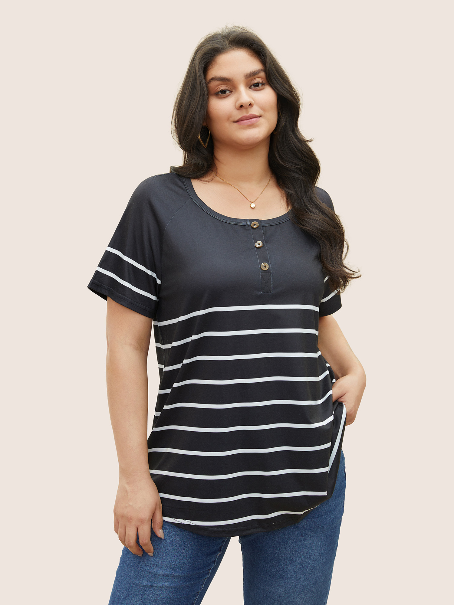 

Plus Size Striped Print Raglan Sleeve Button Up T-shirt Black Women Casual Contrast Striped Round Neck Everyday T-shirts BloomChic