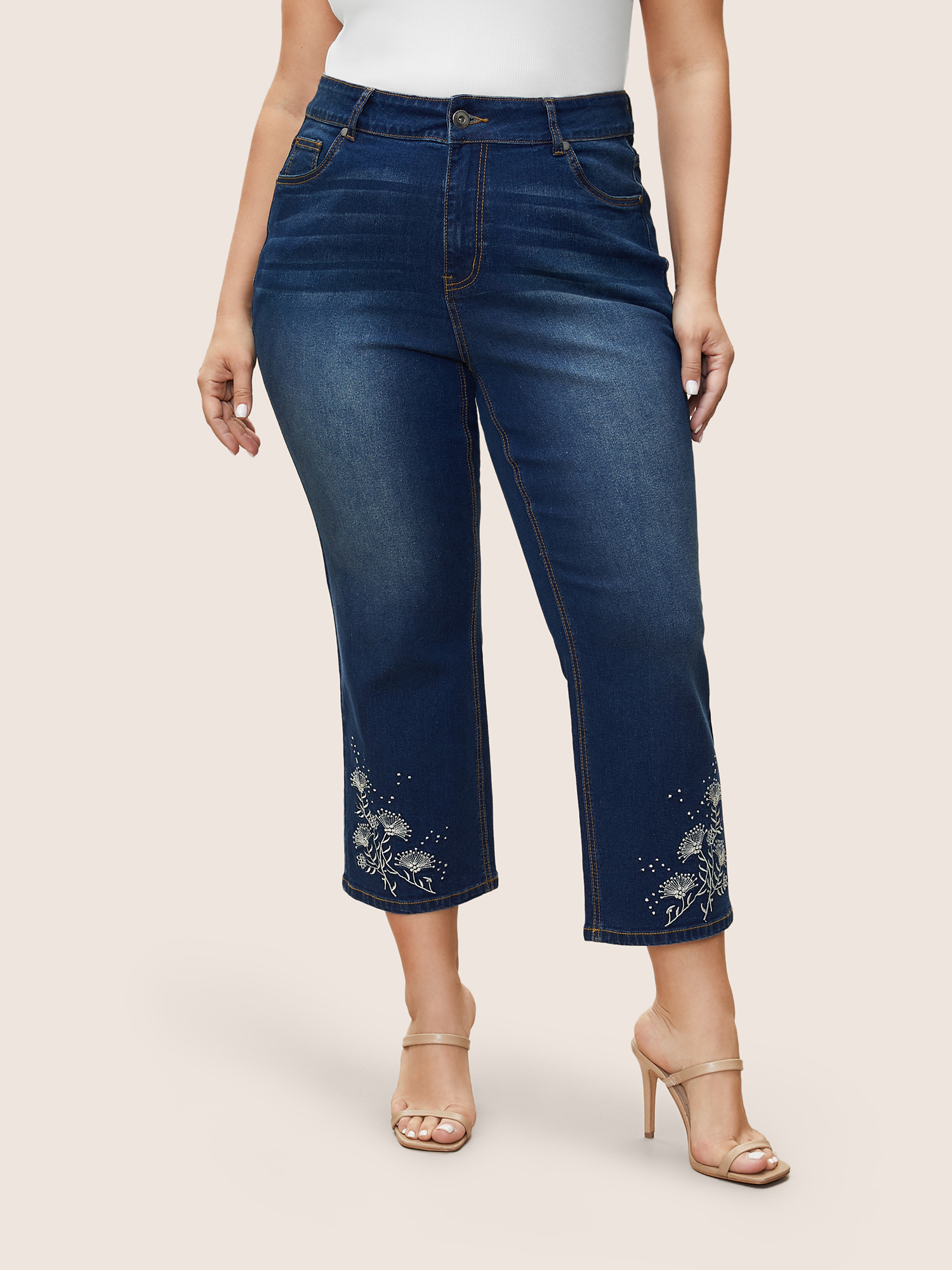 

Plus Size Plants Embroidered Straight Leg Cropped Jeans Women Indigo Elegant Plants Non High stretch Slanted pocket Jeans BloomChic