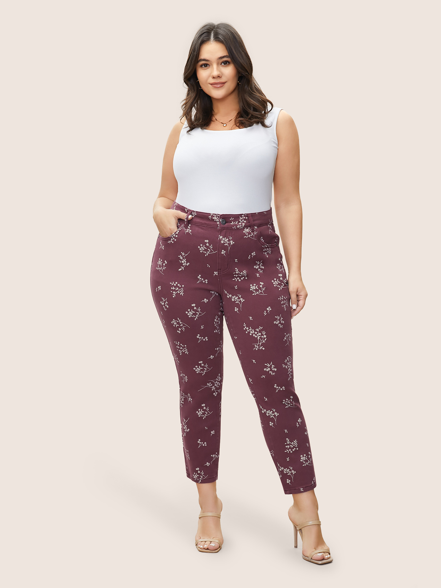 Plus Size Graphic Natural Print Color Wash Jeans Women RedViolet Elegant Natural Flowers Non High stretch Slanted pocket Jeans BloomChic 20/2X 