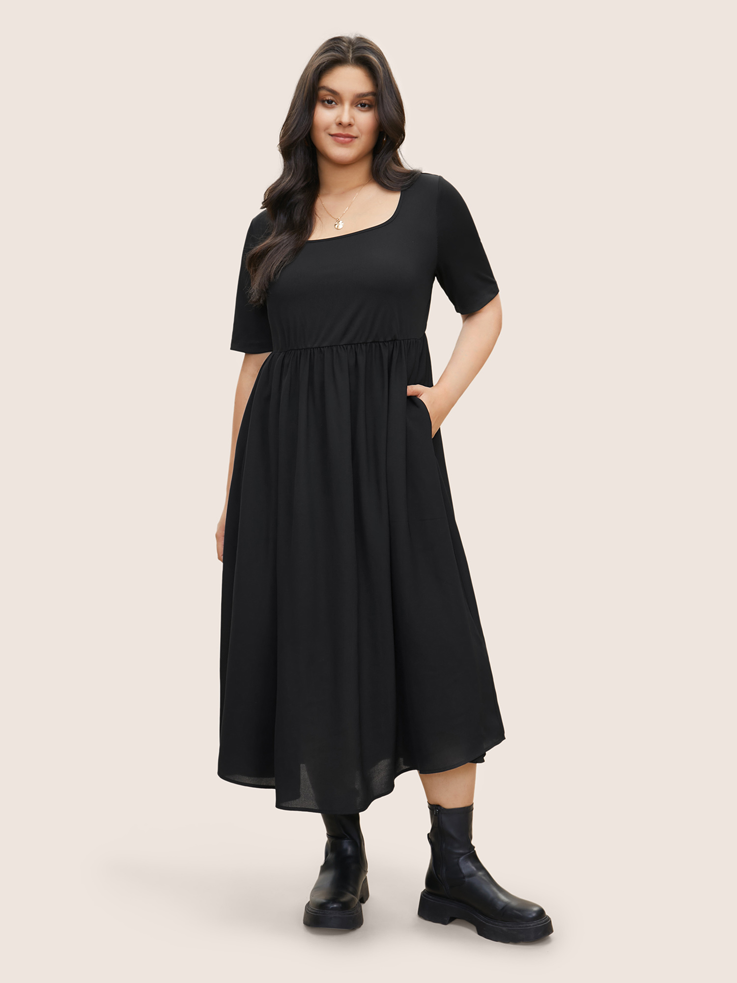 Plus Size Plain Square Neck Gathered Elastic Waist Dress Black Women Casual Non Square Neck Short sleeve Curvy Midi Dress BloomChic 26/4X 