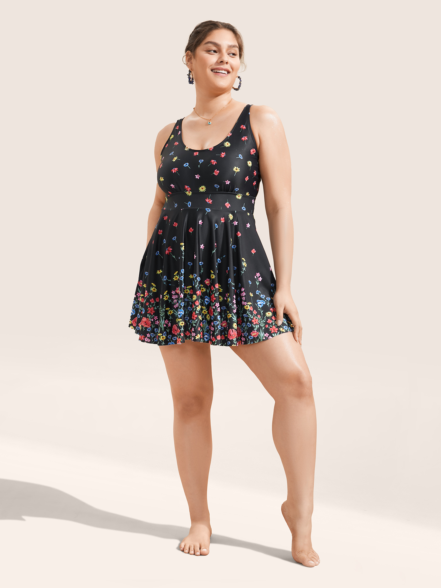Plus Size Ditsy Floral Lined Spaghetti Strap Swim Dress Women`s Swimwear Black Beach Bodycon U-neck High stretch Curve Swim Dresses BloomChic 30/6X 