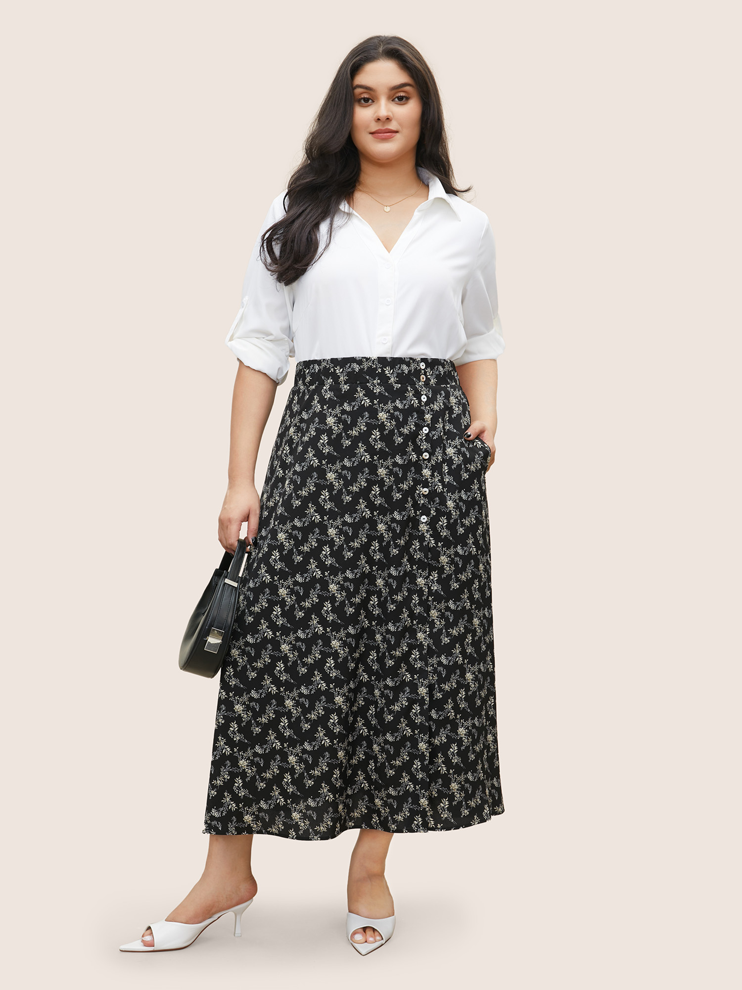 

Plus Size Ditsy Floral Split Side Pocket Button Detail Skirt Women BlackFlower Elegant Slit No stretch Slanted pocket Everyday Skirts BloomChic