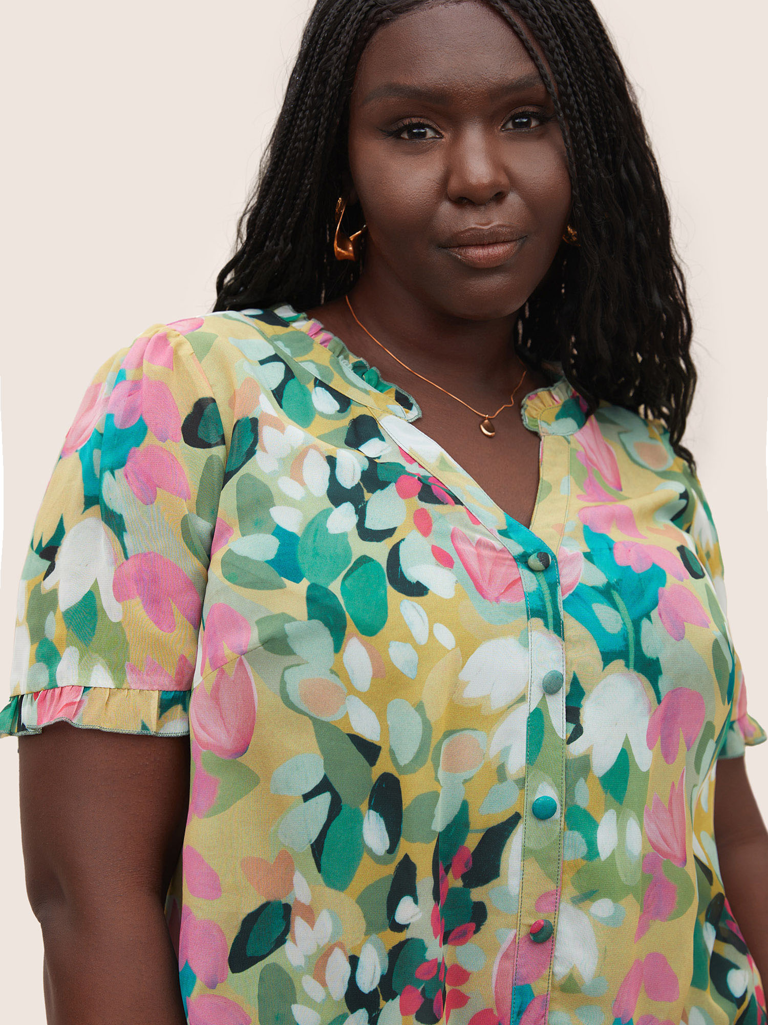 Plus Size Green Floral Print Frill Trim Button Detail Blouse Women Resort Short sleeve V-neck Vacation Blouses BloomChic 26/4X 