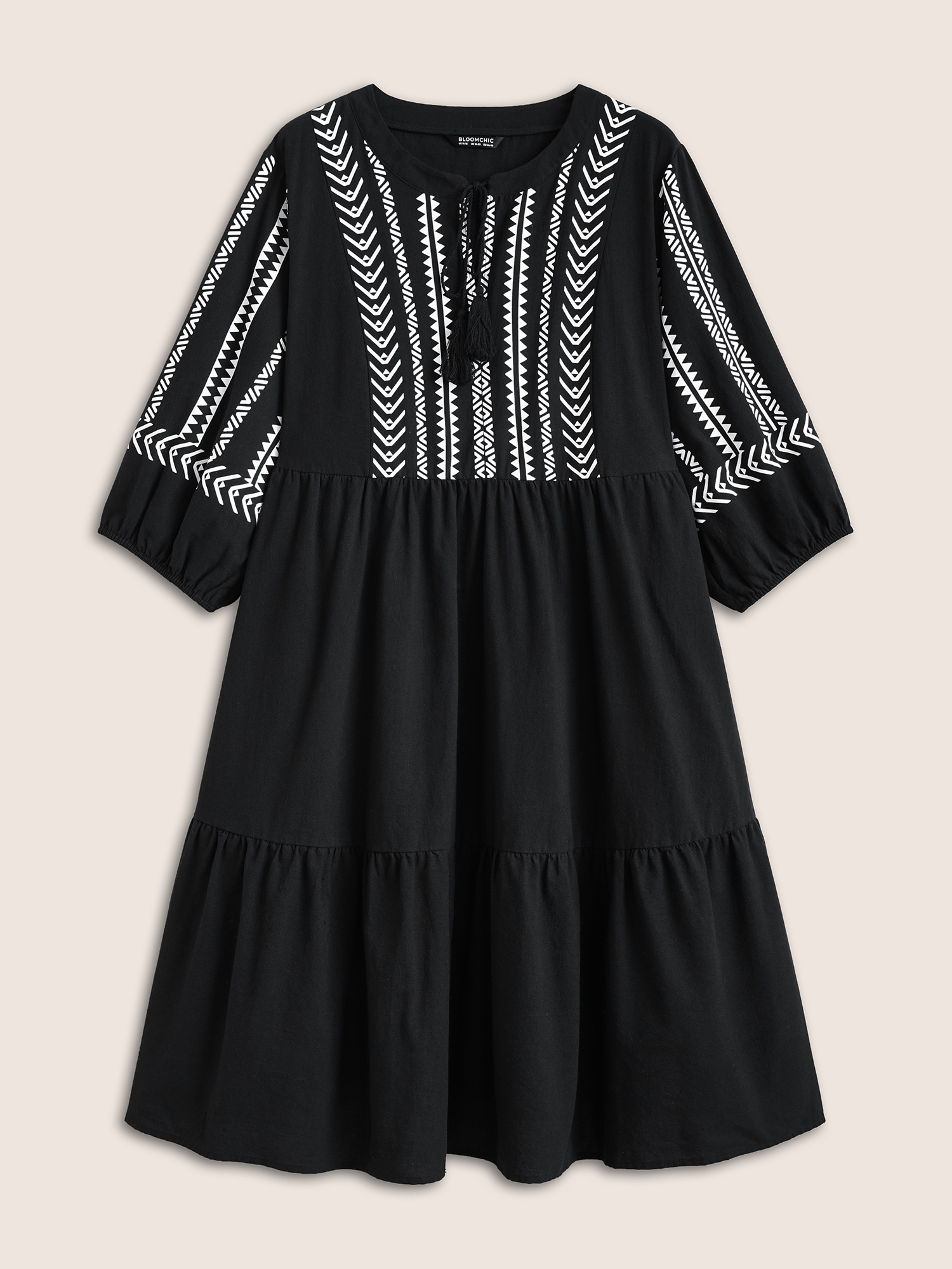 

Plus Size Geometric Bandana Print Knot Neck Tassel Trim Dress Black Women Resort Non V-neck Short sleeve Curvy Knee Dress BloomChic