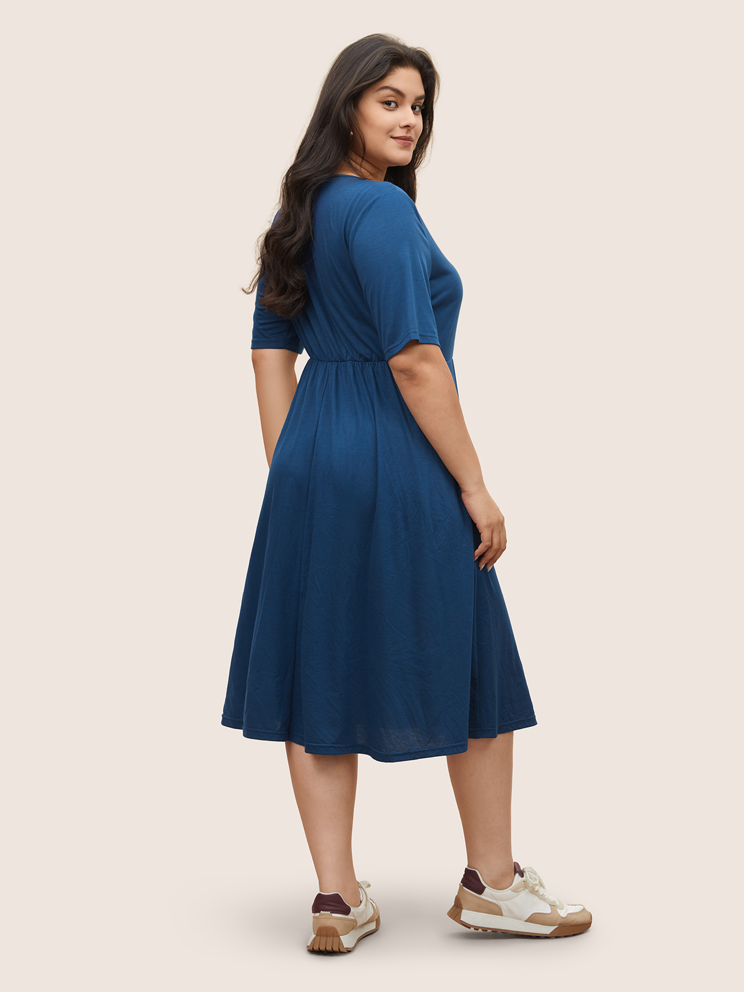 

Plus Size Supersoft Essentials Plain Surplice Neck Pocket Dress DarkBlue Women Non Curvy Midi Dress BloomChic