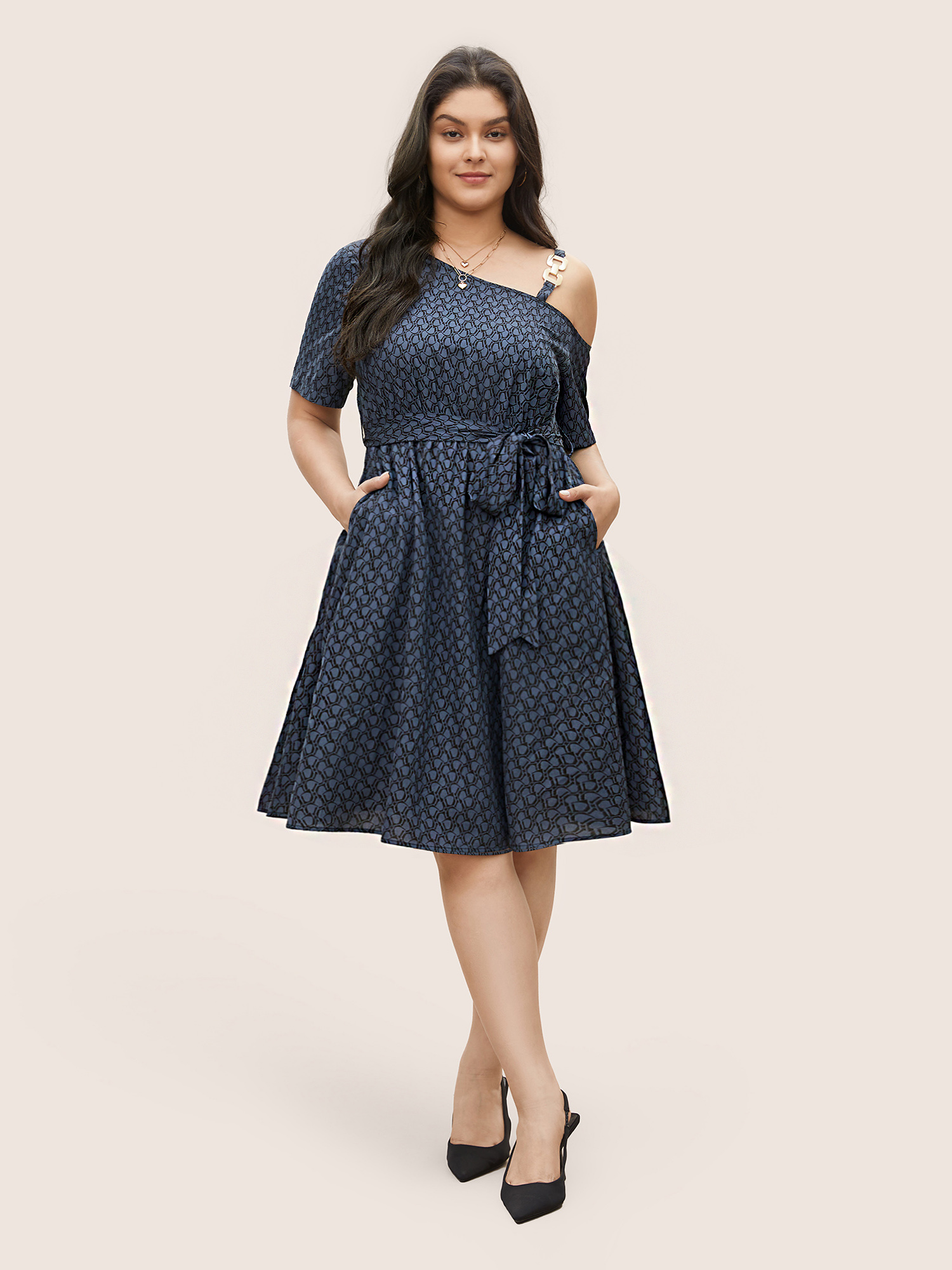 Plus Size Geometric Metal Chain Detail Belted Dress SlateGray Women Non Non Curvy Knee Dress BloomChic 14-16/1X 
