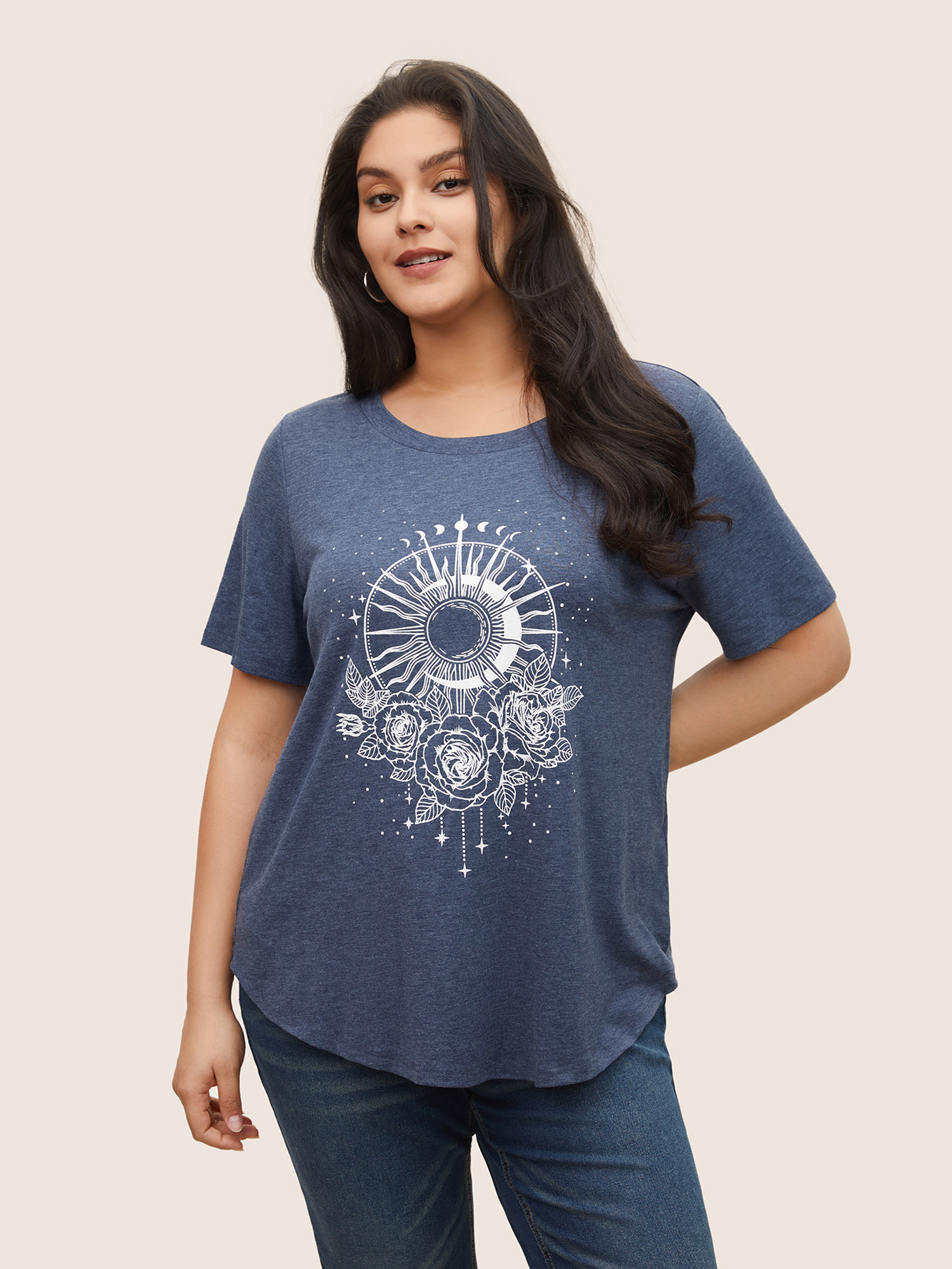 

Plus Size Moon & Star Print Round Neck Curved Hem T-shirt Indigo Women Casual Non Star and moon Round Neck Everyday T-shirts BloomChic