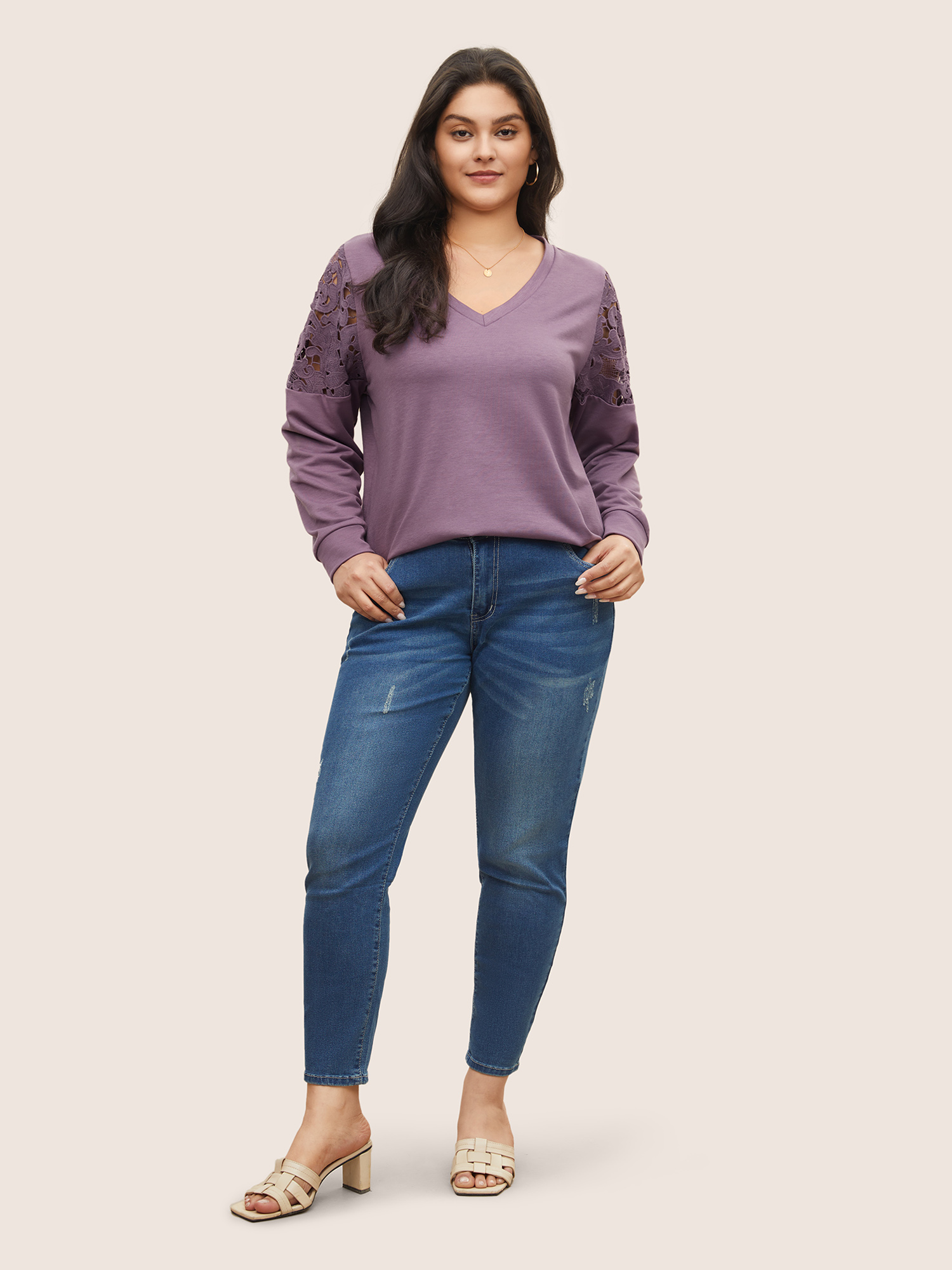 

Plus Size Lace Patchwork Embroidered V Neck Sweatshirt Women Mauve Casual Cut-Out V-neck Everyday Sweatshirts BloomChic