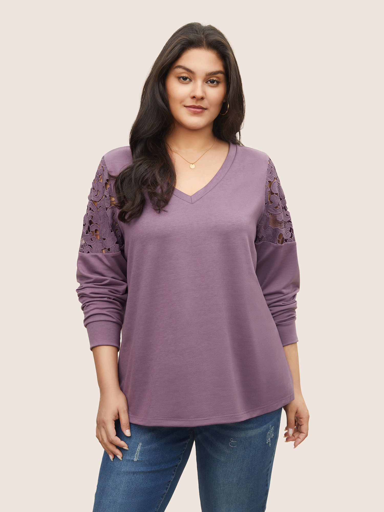 

Plus Size Lace Patchwork Embroidered V Neck Sweatshirt Women Mauve Casual Cut-Out V-neck Everyday Sweatshirts BloomChic