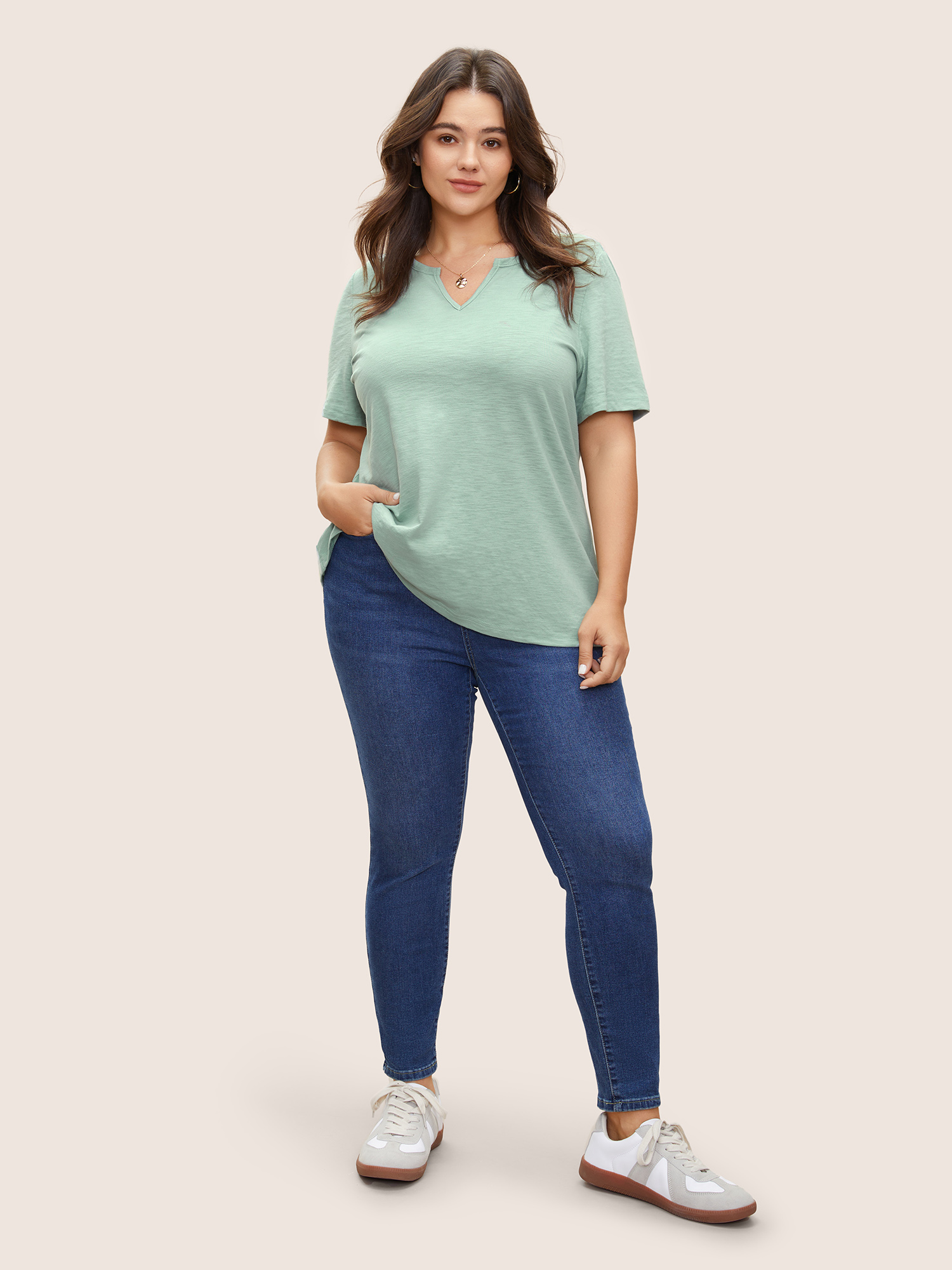 

Plus Size Solid Plisse Notched T-shirt Green Women Casual Non Plain Notched collar Everyday T-shirts BloomChic