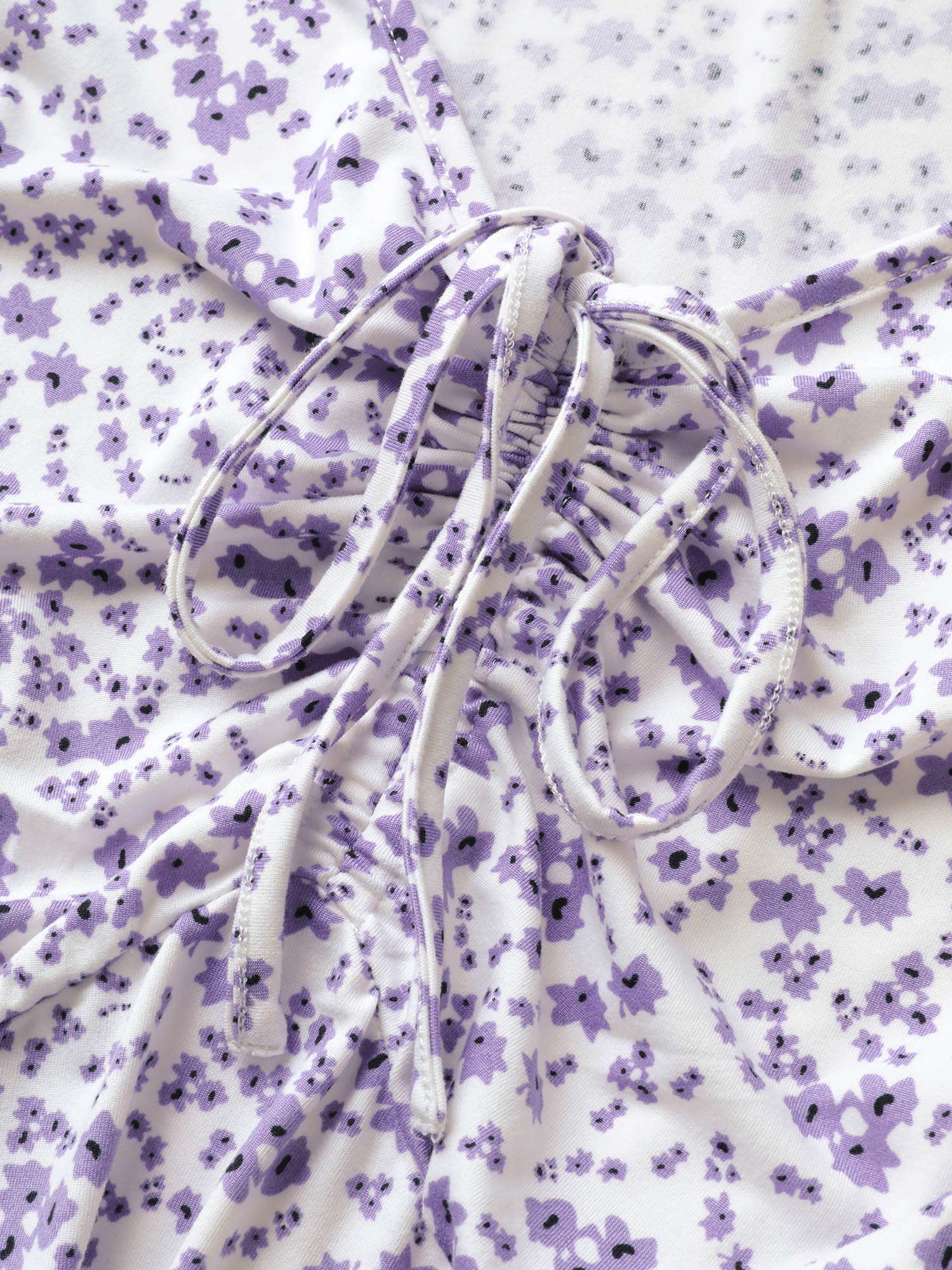 

Plus Size Ditsy Floral Elastic Waist Knot Drawstring Dress Lilac Women Non V-neck Short sleeve Curvy Midi Dress BloomChic