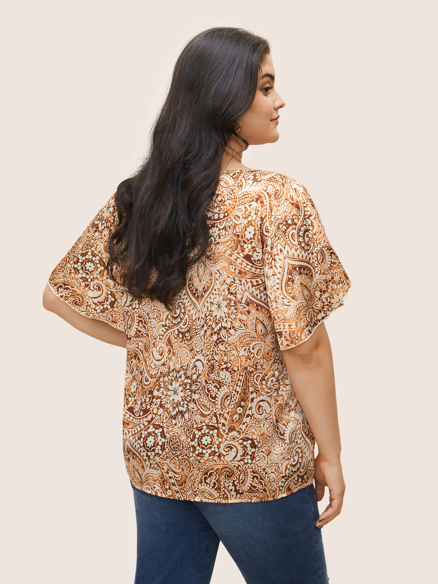 Plus Size Multicolor Bandana Print Tassel Trim Petal Sleeve Blouse Women Resort Short sleeve Flat collar with V-notch Vacation Blouses BloomChic 12/L 