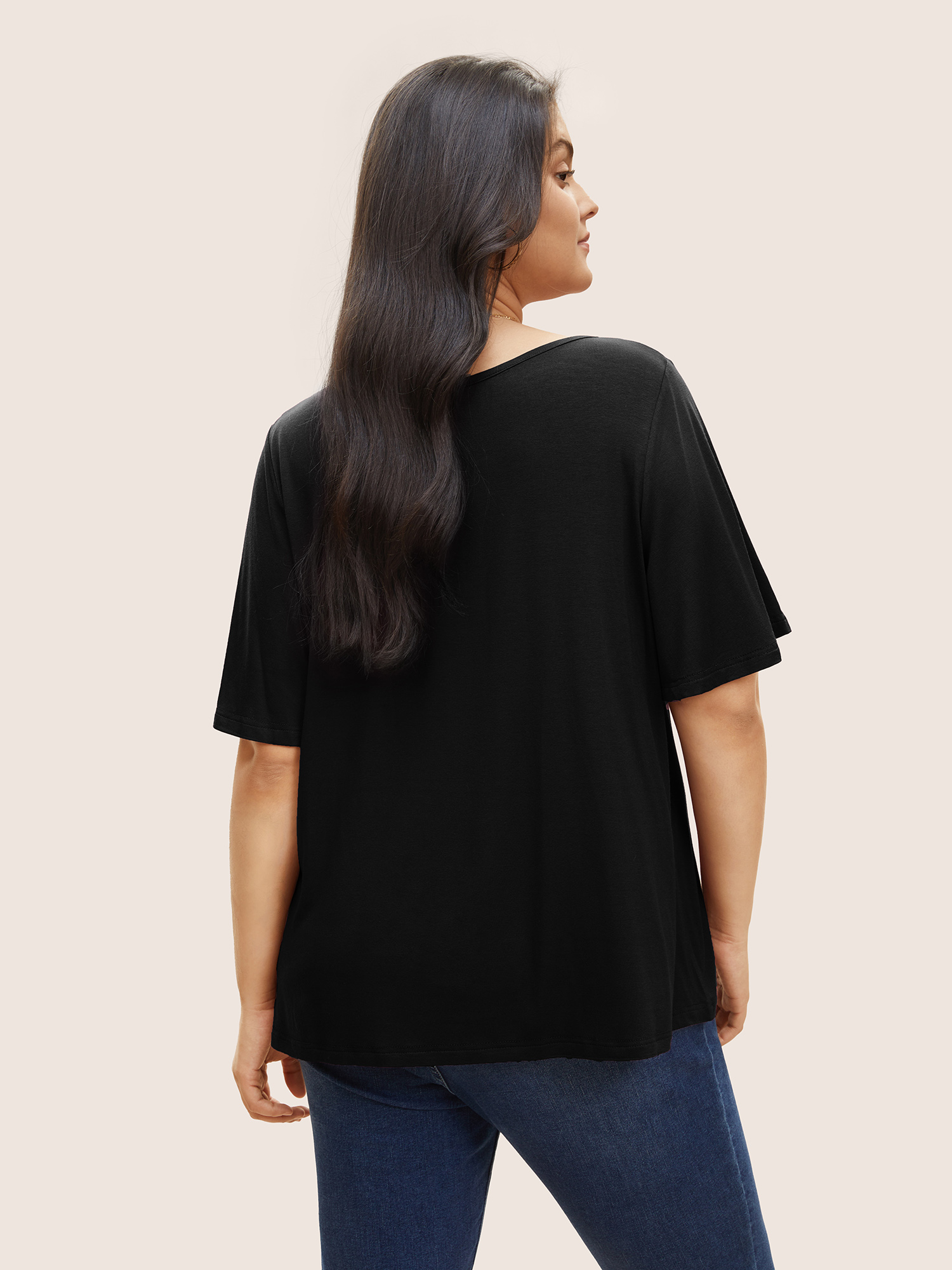 Plus Size Supersoft Essentials Twist Front Asymmetrical Neck T-shirt Black Women Elegant Non Plain Asymmetrical Neck Everyday T-shirts BloomChic 12/L 