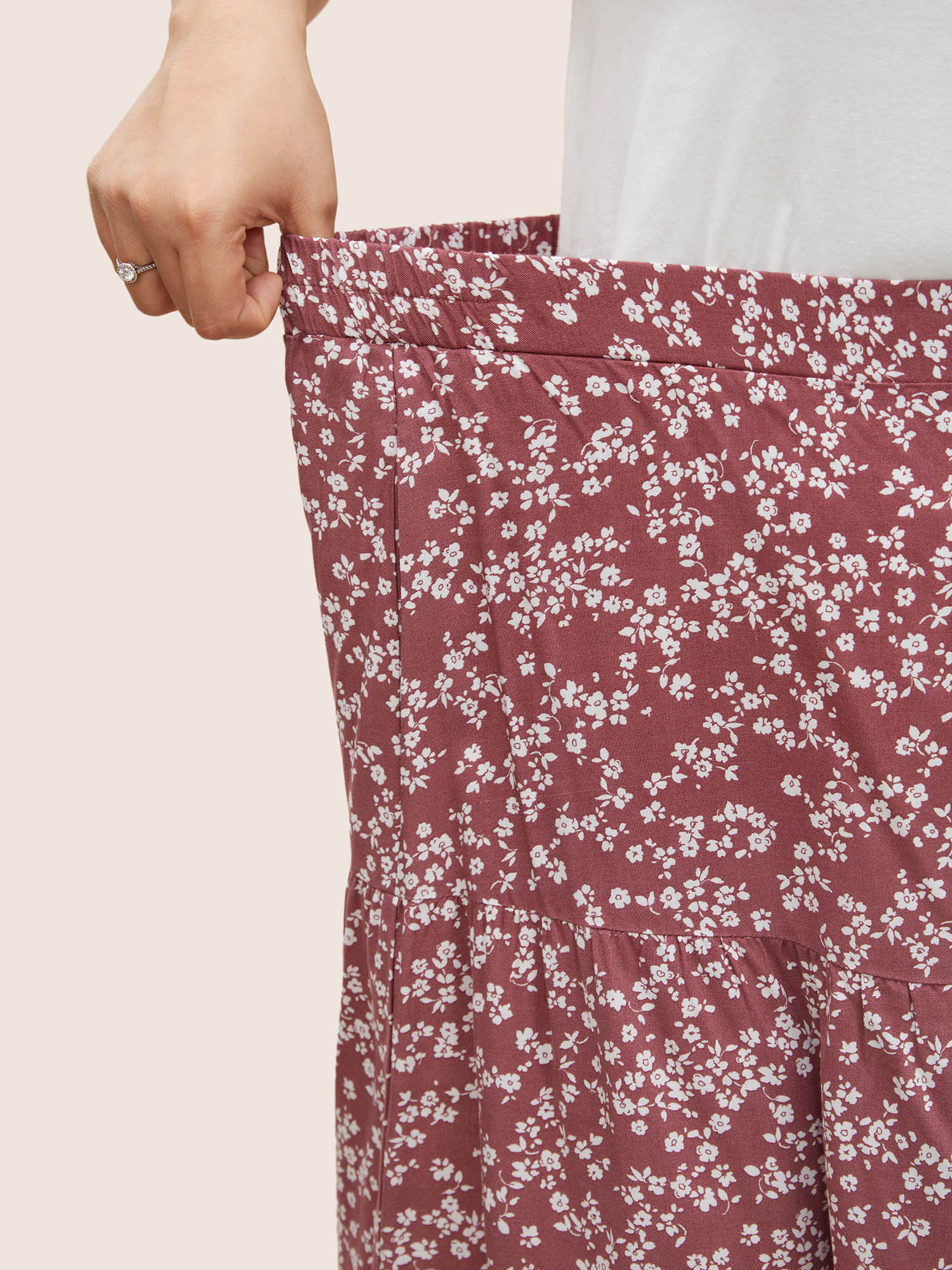 Plus Size Ditsy Floral Elastic Waist Pocket Skirt Women DustyPink Elegant Non No stretch Slanted pocket Everyday Skirts BloomChic 18-20/2X 