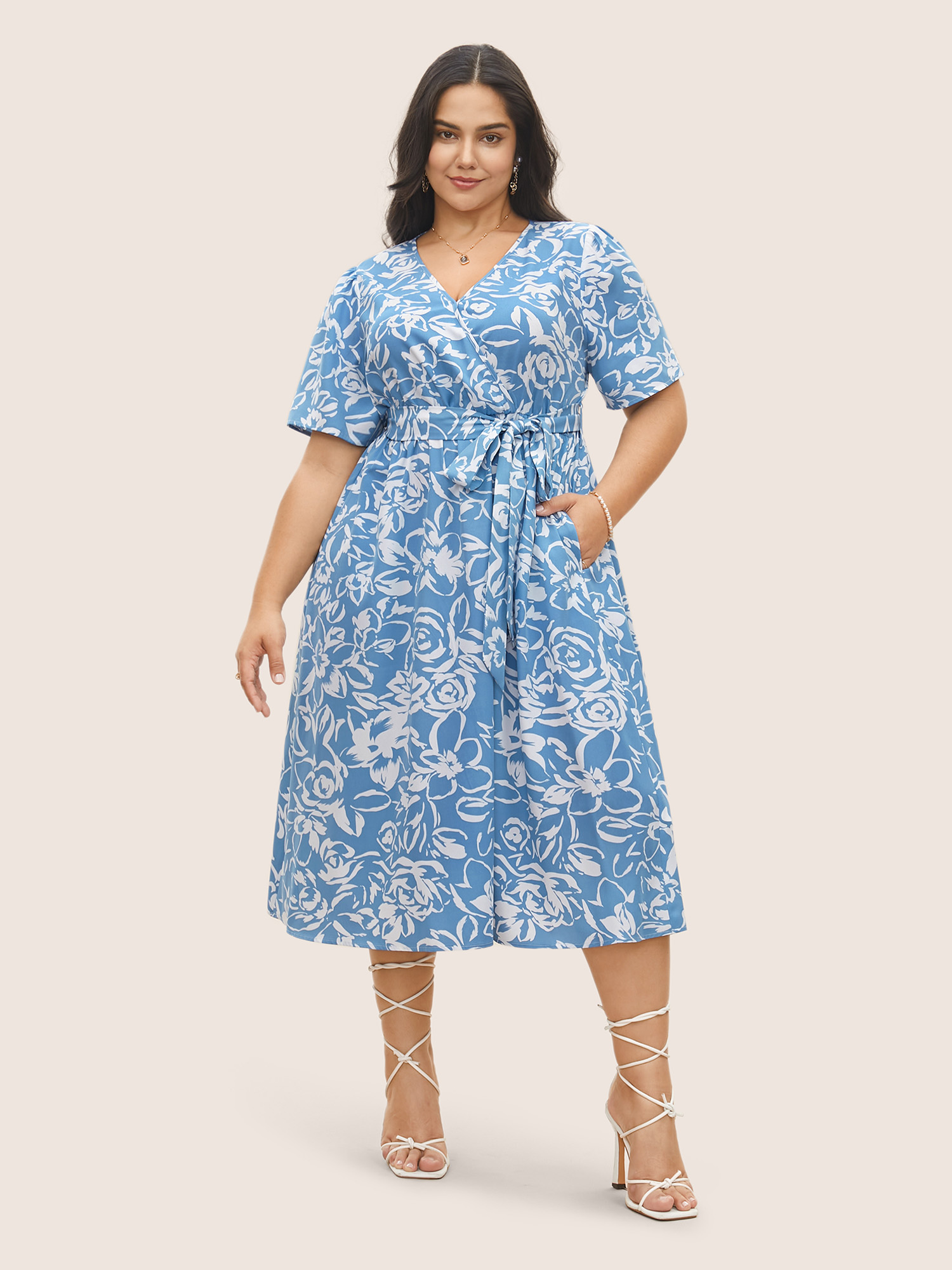 

Plus Size Silhouette Floral Print Pocket Wrap Belted Dress LightBlue Women Elegant Non Overlap Collar Short sleeve Curvy Midi Dress BloomChic