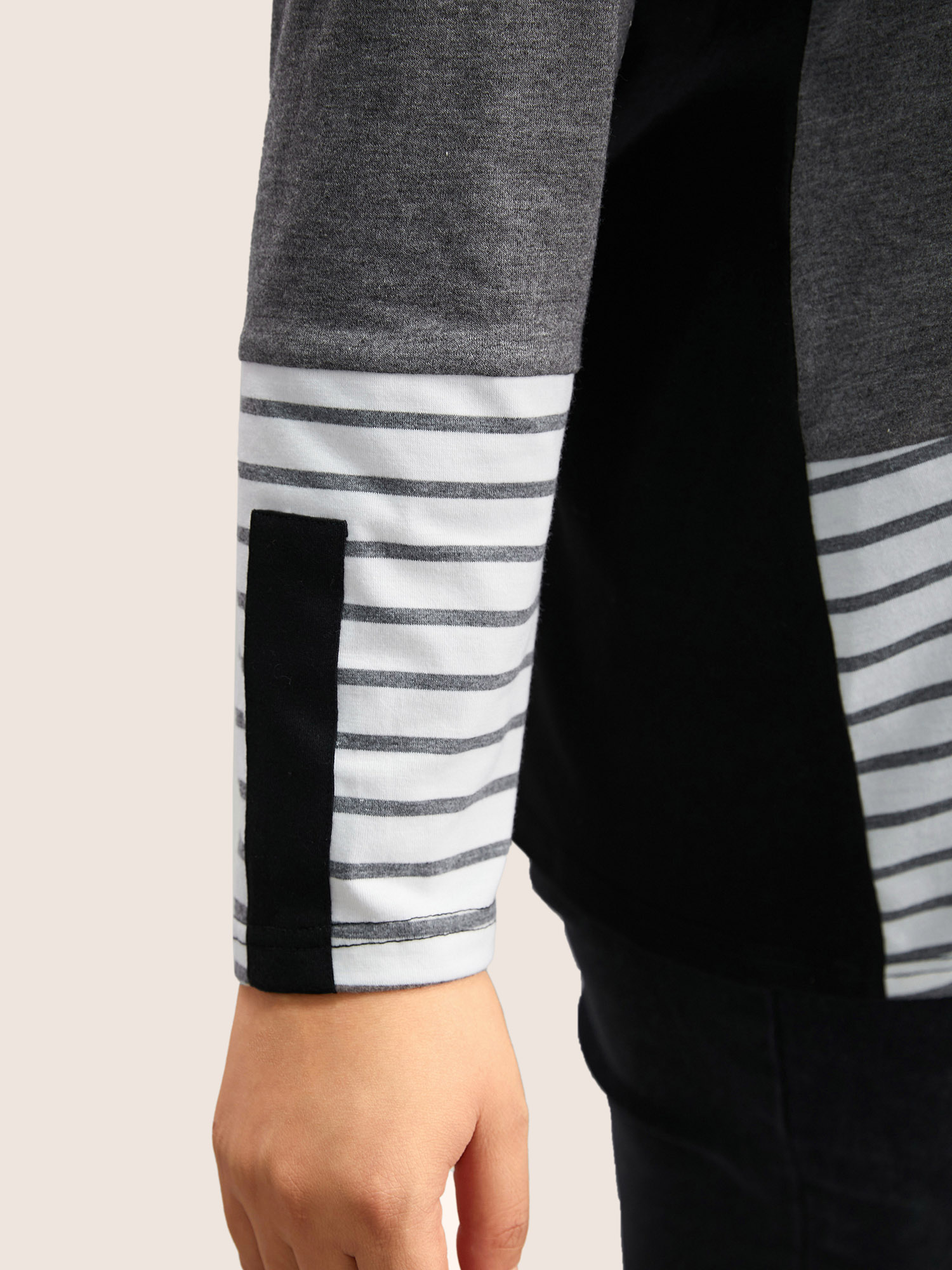 Plus Size Colorblock Contrast Striped V Neck T-shirt Black Women Casual Contrast Striped V-neck Everyday T-shirts BloomChic 18-20/2X 