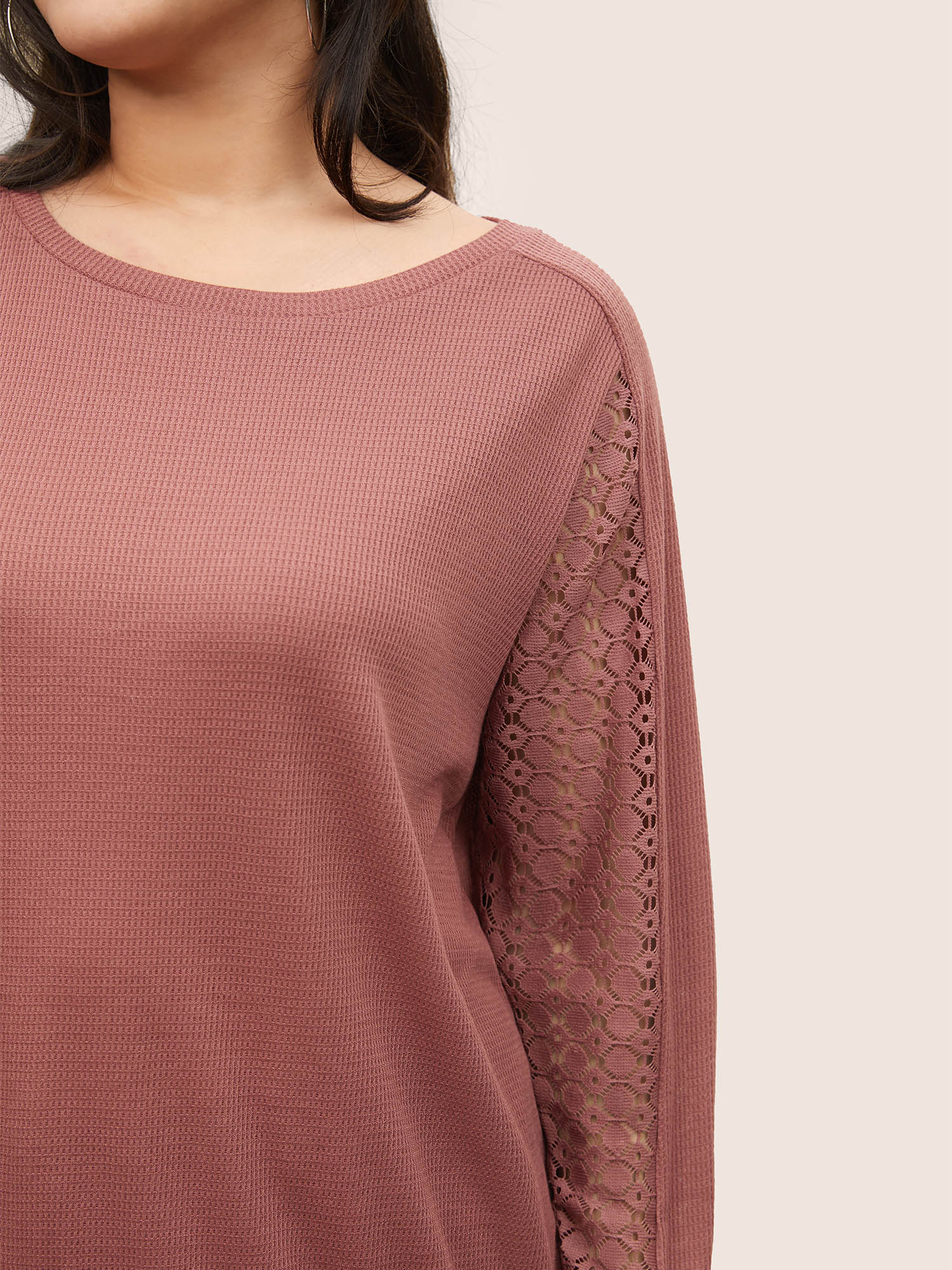 Plus Size Solid Waffle Knit Lace Panel Sweatshirt Women Rouge Casual Texture Round Neck Everyday Sweatshirts BloomChic 22-24/3X 