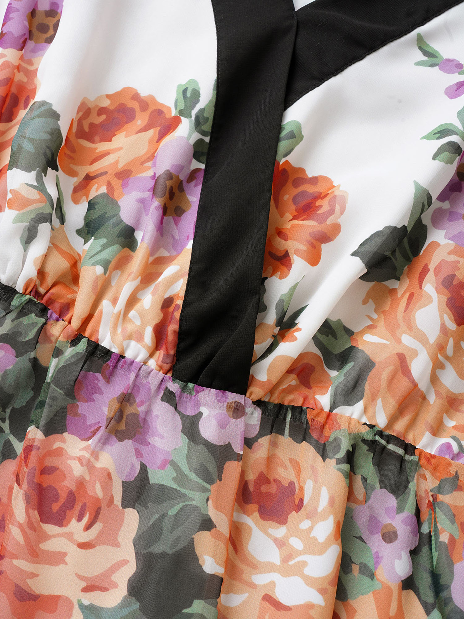 Plus Size Multicolor Floral Contrast Trim Elastic Waist Flutter Sleeve Blouse Women Cocktail Half Sleeve V-neck Party Blouses BloomChic 10/M 