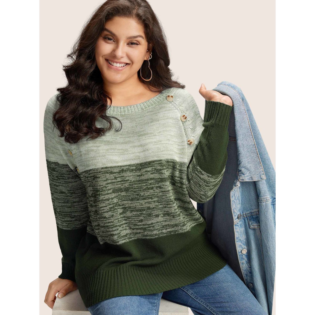 

Plus Size Colorblock Contrast Heather Button Detail Pullover DarkGreen Women Casual Long Sleeve Round Neck Everyday Pullovers BloomChic