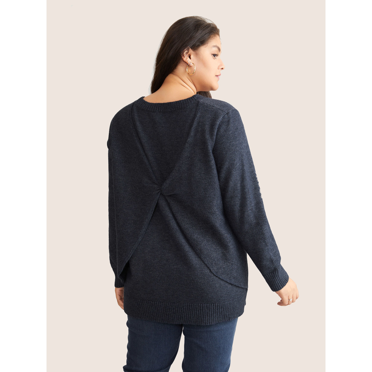 

Plus Size Supersoft Essentials Solid Heather Twist Back Pullover Midnight Women Casual Long Sleeve Round Neck Everyday Pullovers BloomChic