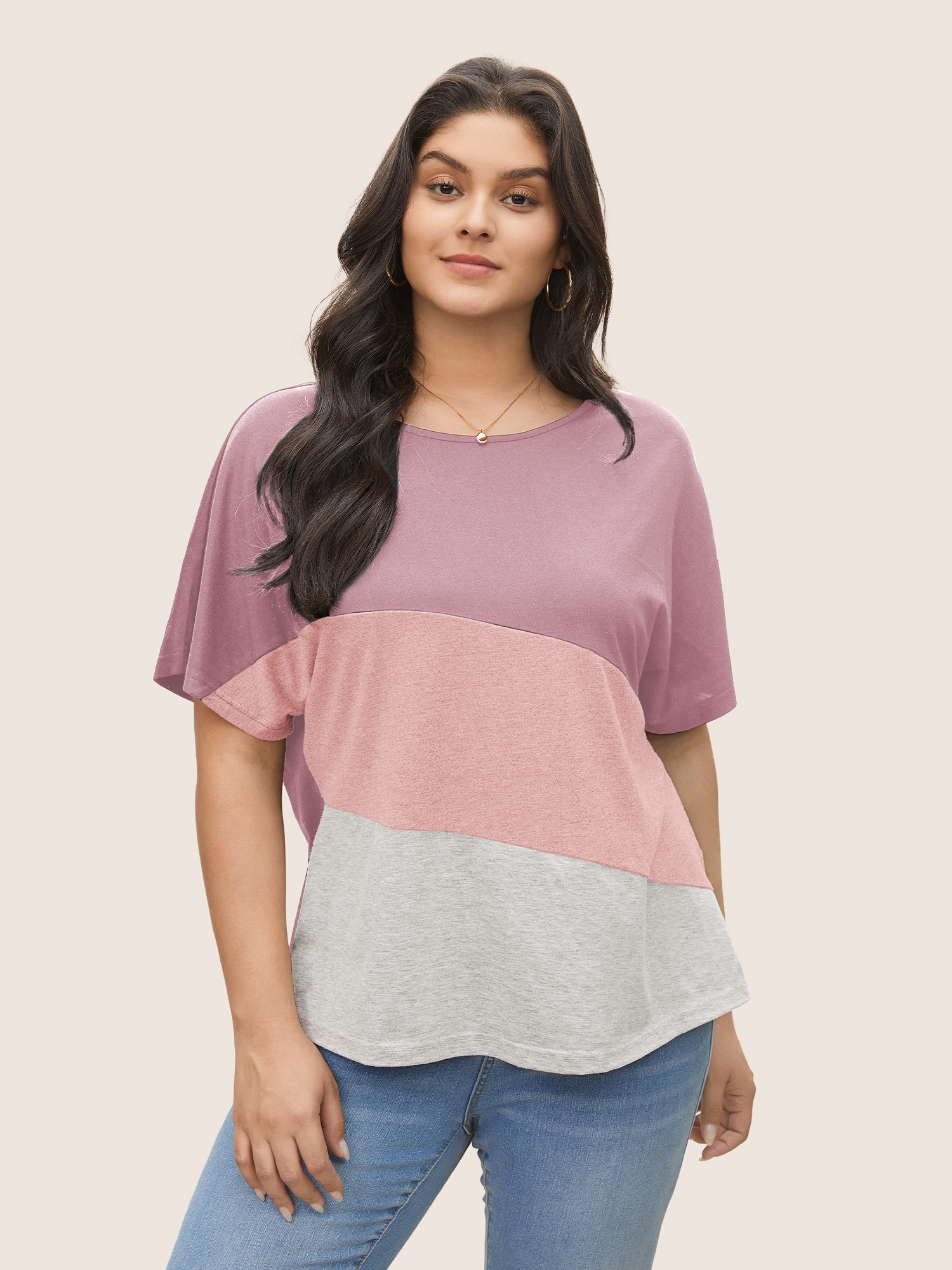 

Plus Size Colorblock Contrast Crew Neck Batwing Sleeve T-shirt DustyPink Women Casual Contrast Colorblock Round Neck Everyday T-shirts BloomChic