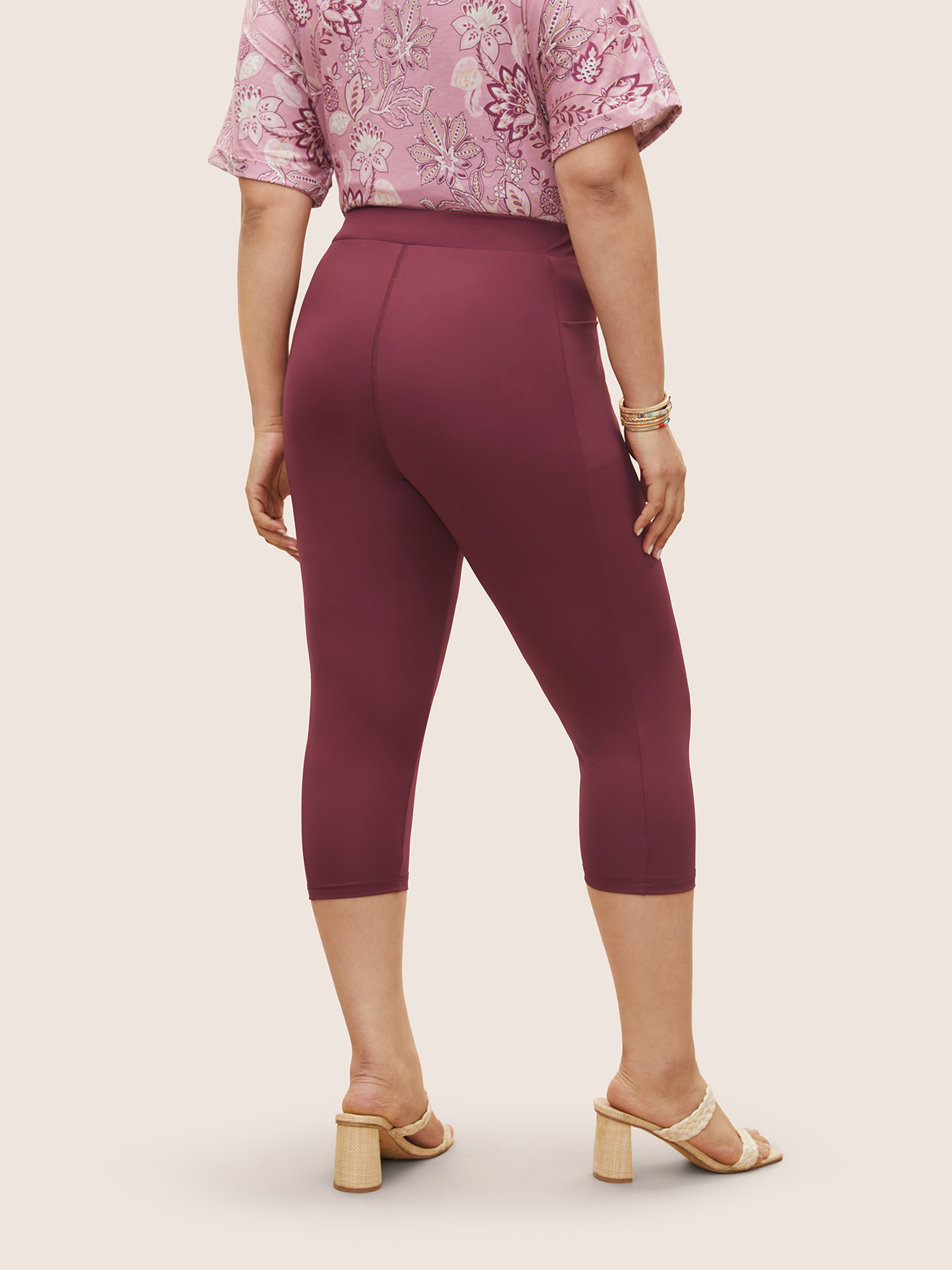 

Plus Size Plain High Rise Pocket Skinny Leggings Women Burgundy Casual High stretch Skinny High Rise Everyday Leggings BloomChic