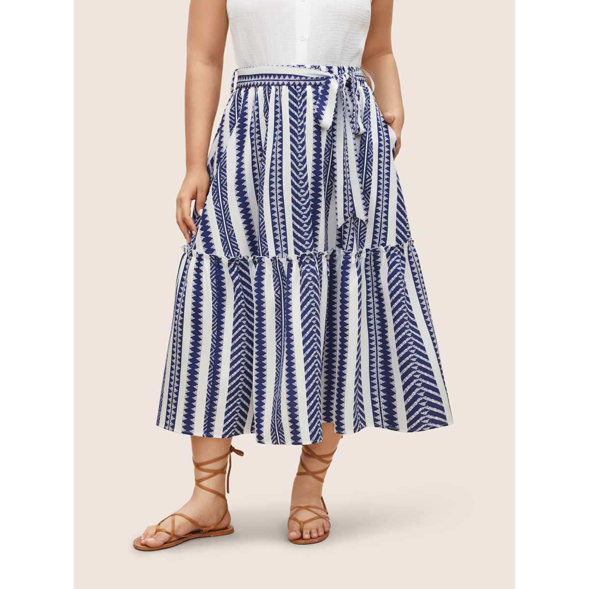 

Plus Size Bandana Geometric Belted Patchwork Ruffle Hem Skirt Women Indigo Resort Non No stretch Slanted pocket Belt Vacation Skirts BloomChic