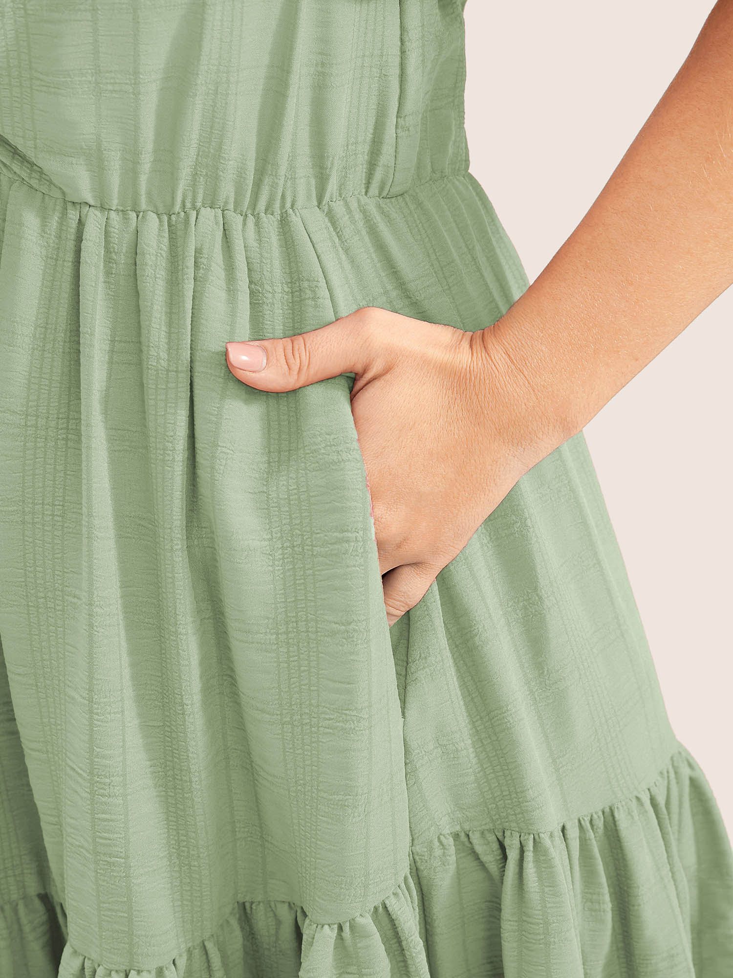 

Plus Size Plain Ruched Drawstring Pocket Ruffle Tiered Dress LightGreen Women Elegant Non V-neck Short sleeve Curvy Midi Dress BloomChic