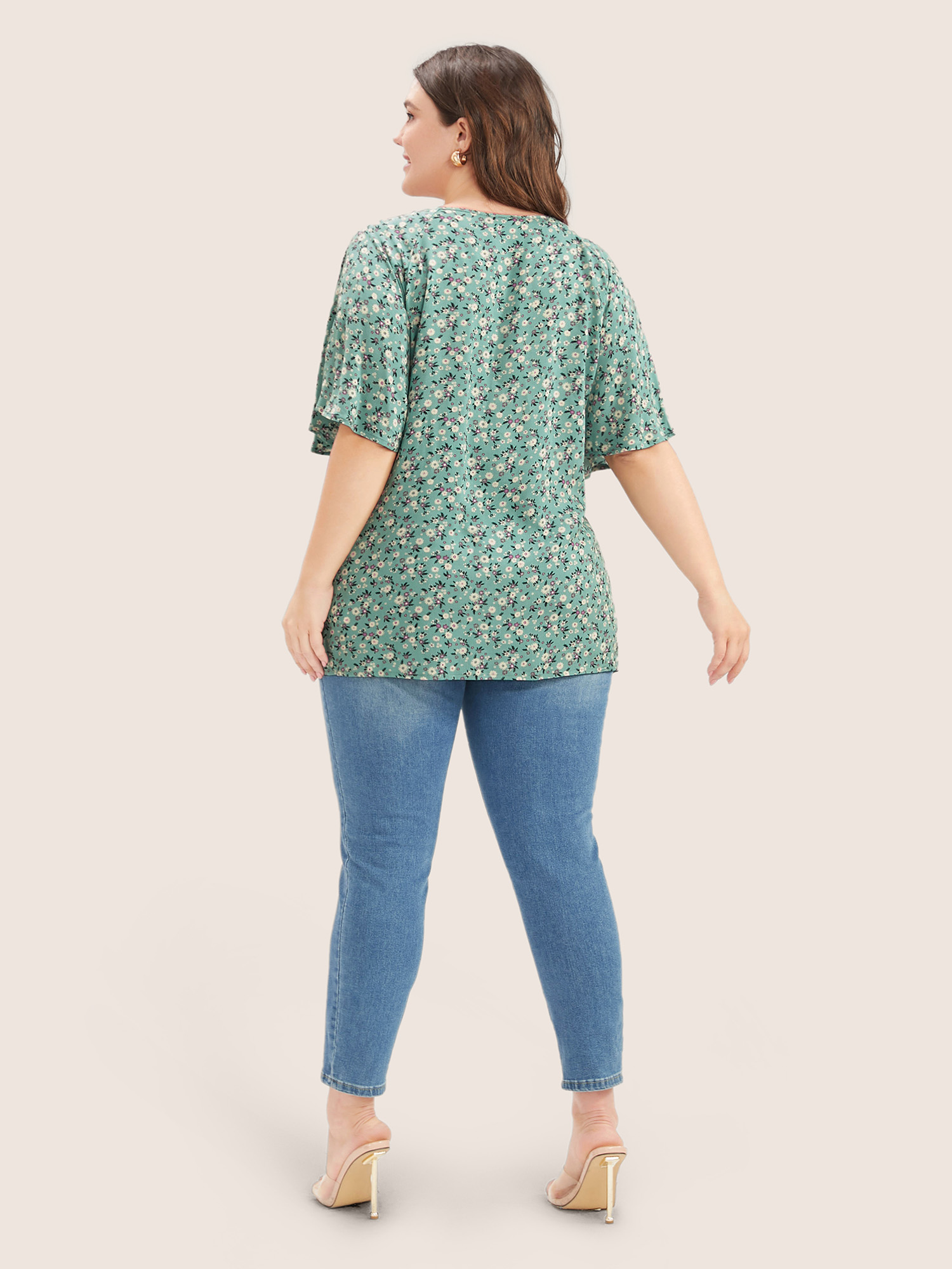 Plus Size Emerald Ditsy Floral Ruffle Sleeve Tie Neck Blouse Women Elegant Short sleeve V-neck Everyday Blouses BloomChic 30/6X 