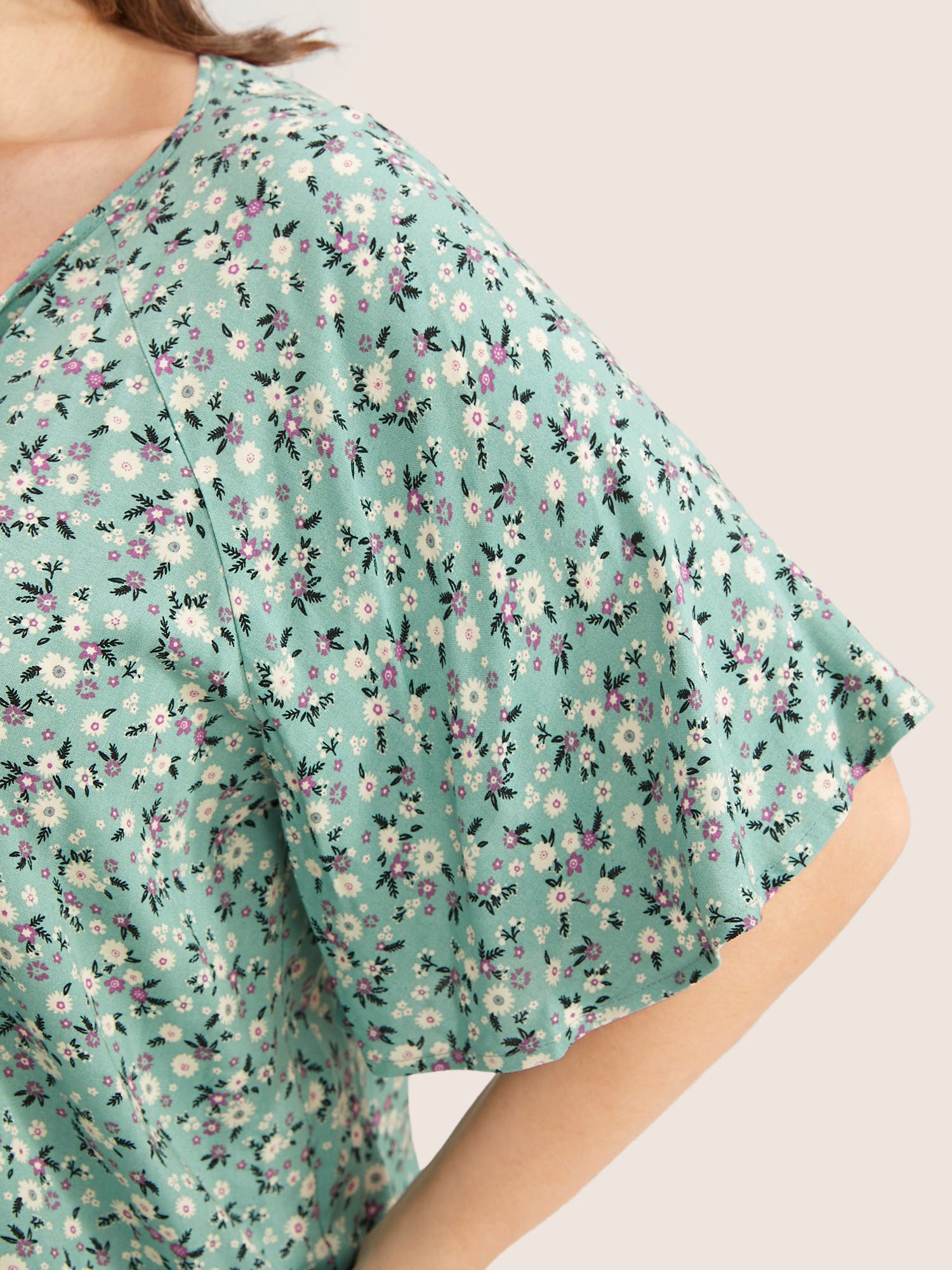 Plus Size Emerald Ditsy Floral Ruffle Sleeve Tie Neck Blouse Women Elegant Short sleeve V-neck Everyday Blouses BloomChic 30/6X 